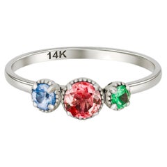 Bague en or 14k avec Trio de pierres précieuses