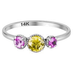 Trio gems 14k gold ring.