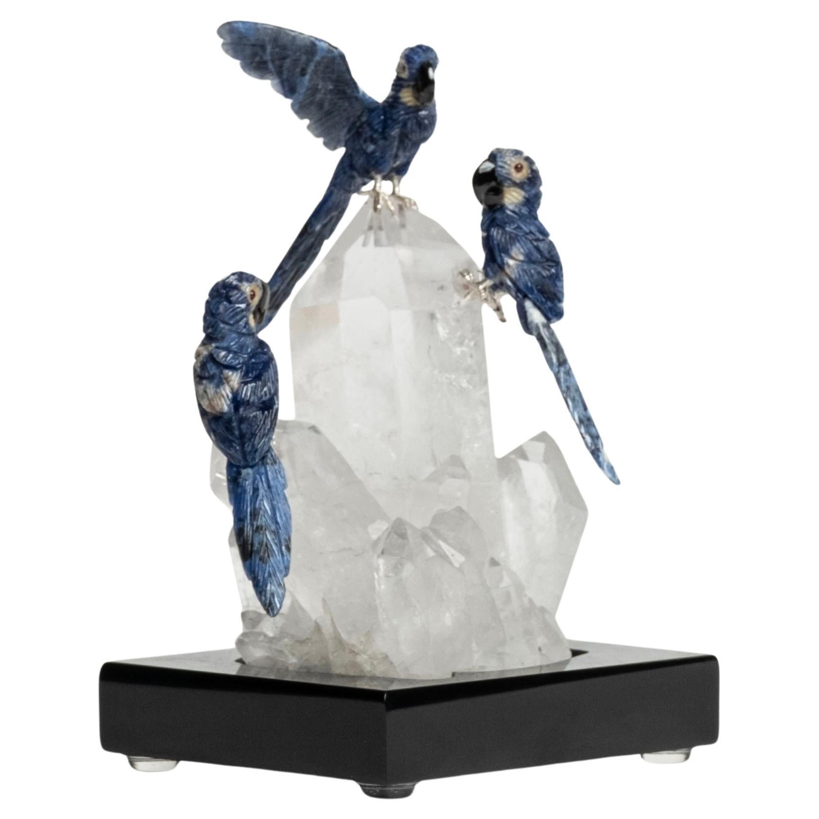 Trio Lapislazuli-Papageien auf Quarzsockel