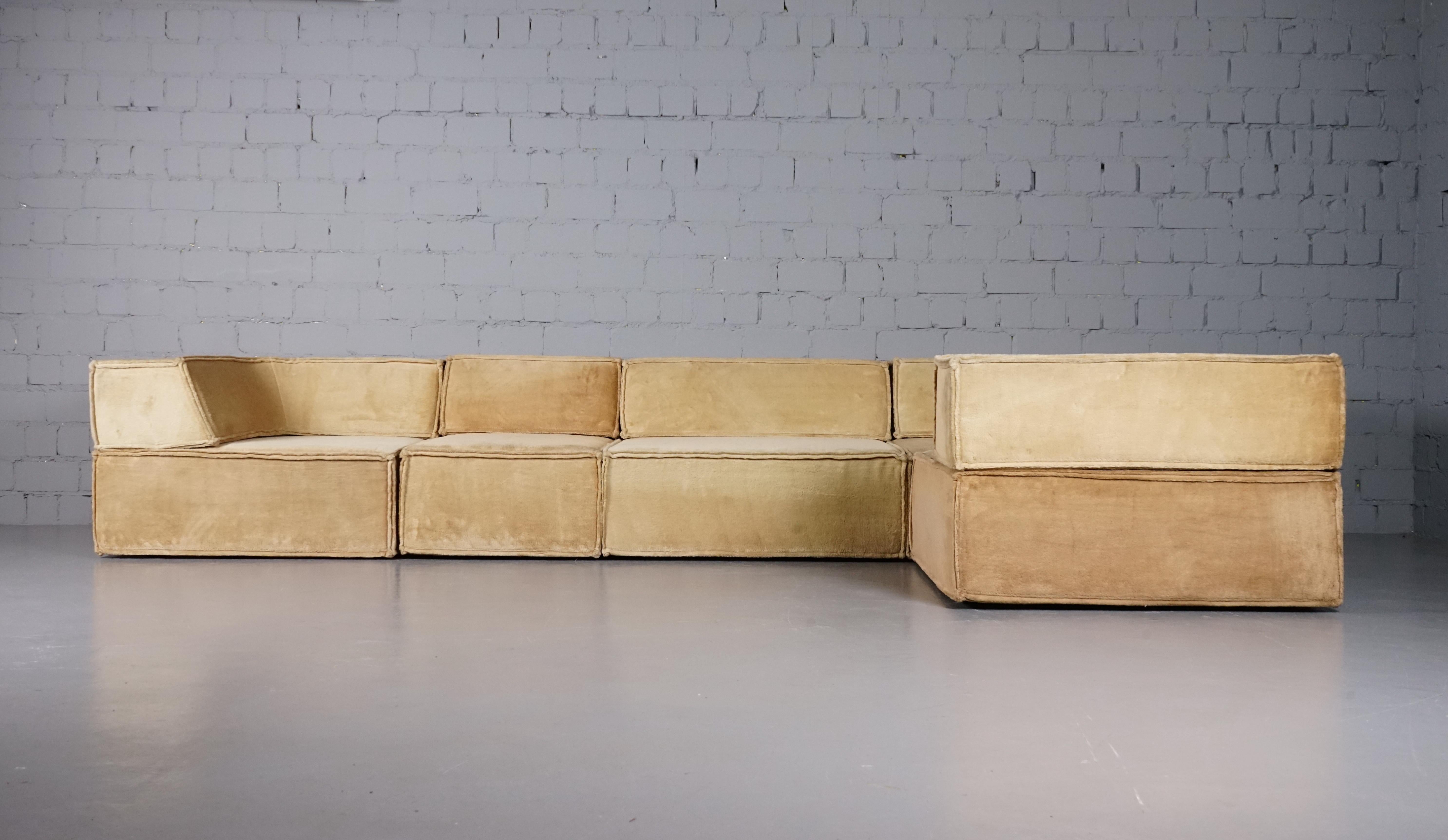Designer:  Franz Hero and Karl Odermatt by Team Form AG
Brand: COR, Germany
Era: 1970’s
Material: Beige, Teddy Fabric
Size:  468 cm x 96 cm x 62,5 cm (first pricture)
Seat: High 36cm
Condition: Very Good 

Width/ Depth/ High / Seat height (first