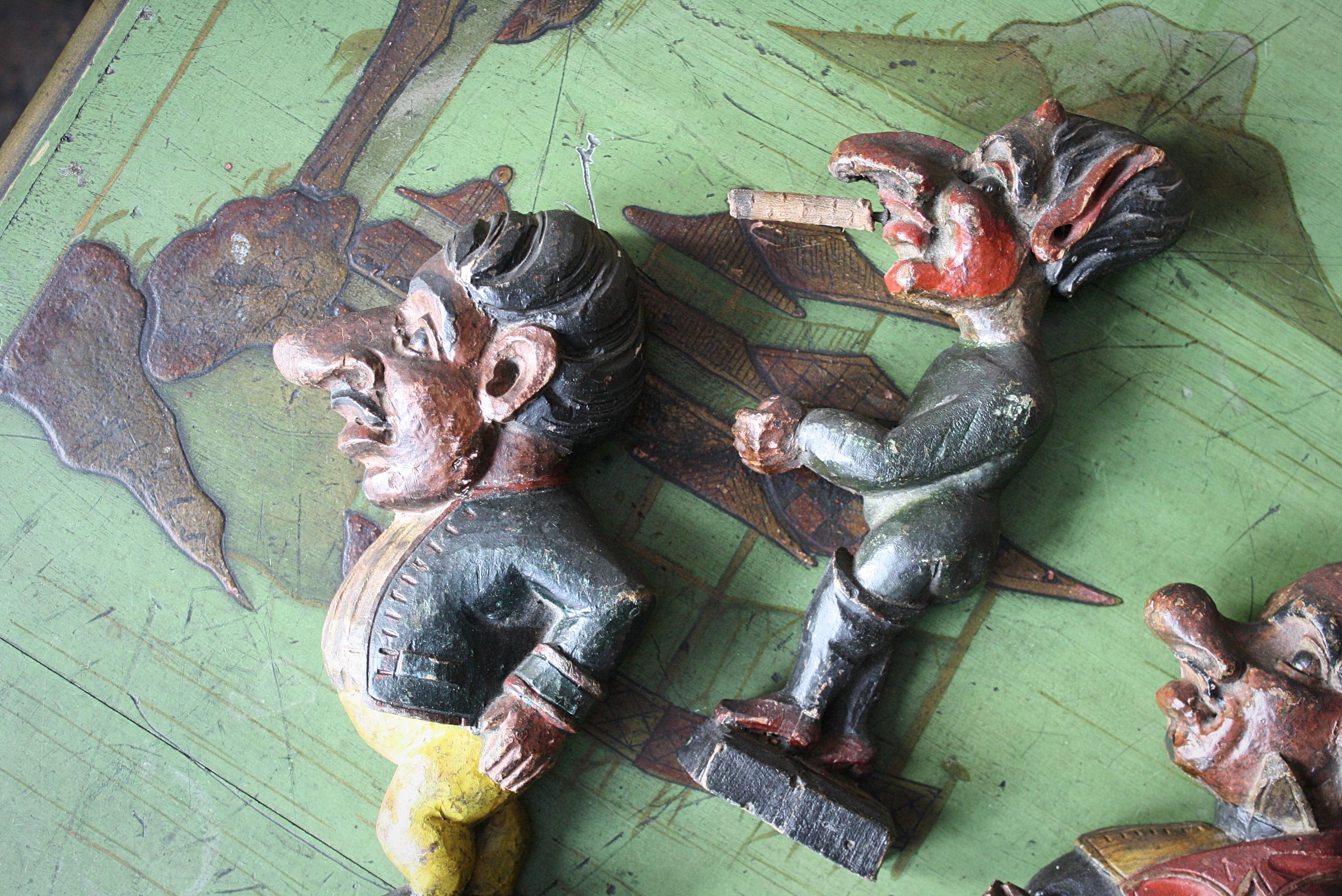 Trio of 19th Century French Folk Art Jeu de Massacre Fairground Figures Devil  In Good Condition In Lowestoft, GB