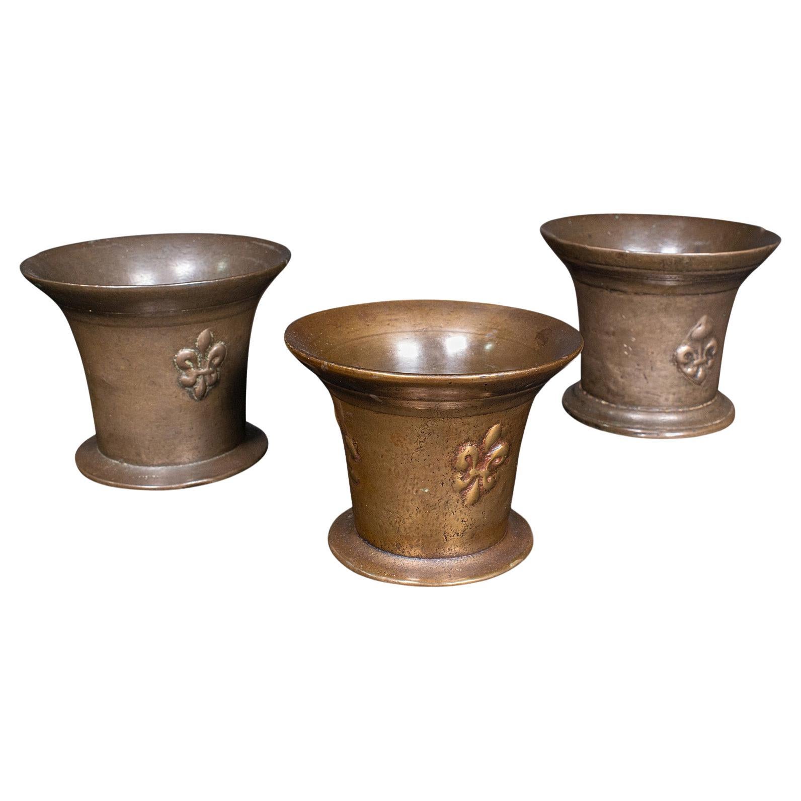 Trio Of Antique Mortars, English, Bronze, Apothecary Pot, William III, C.1700 For Sale