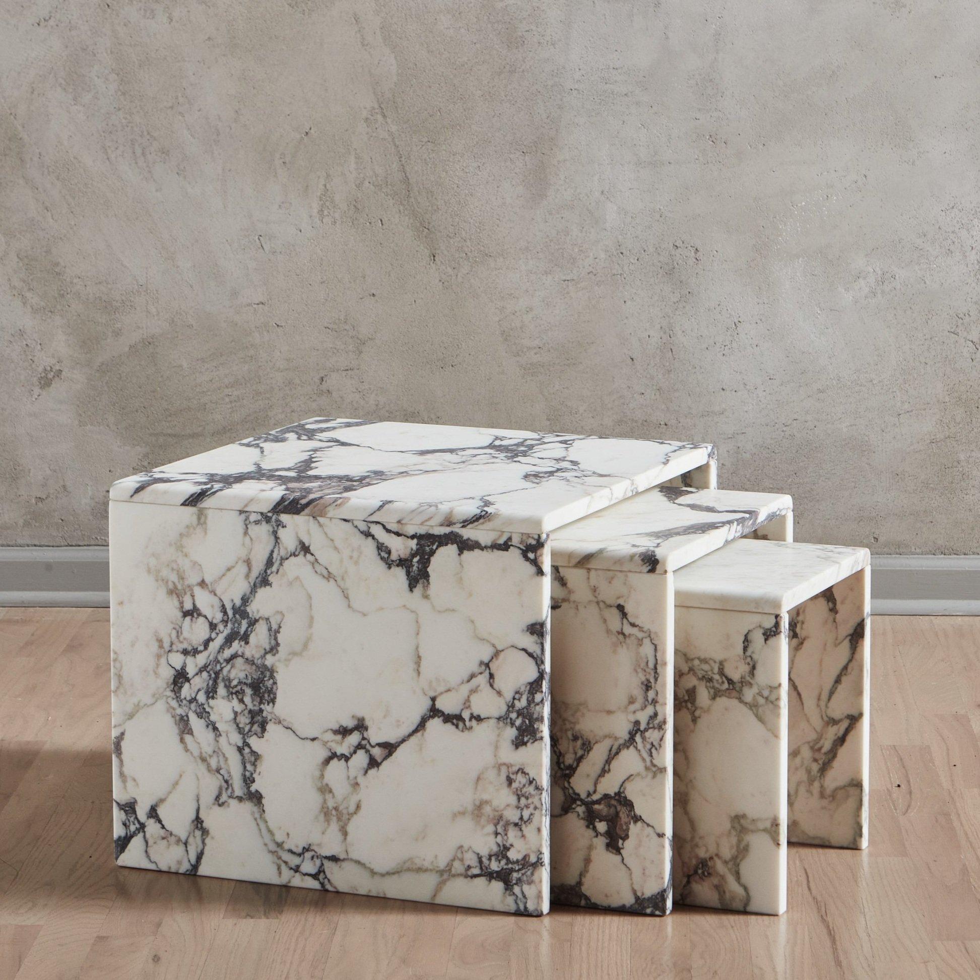 Modern Vintage Calacatta Viola Marble Nesting Side Tables, Italy 1970s For Sale