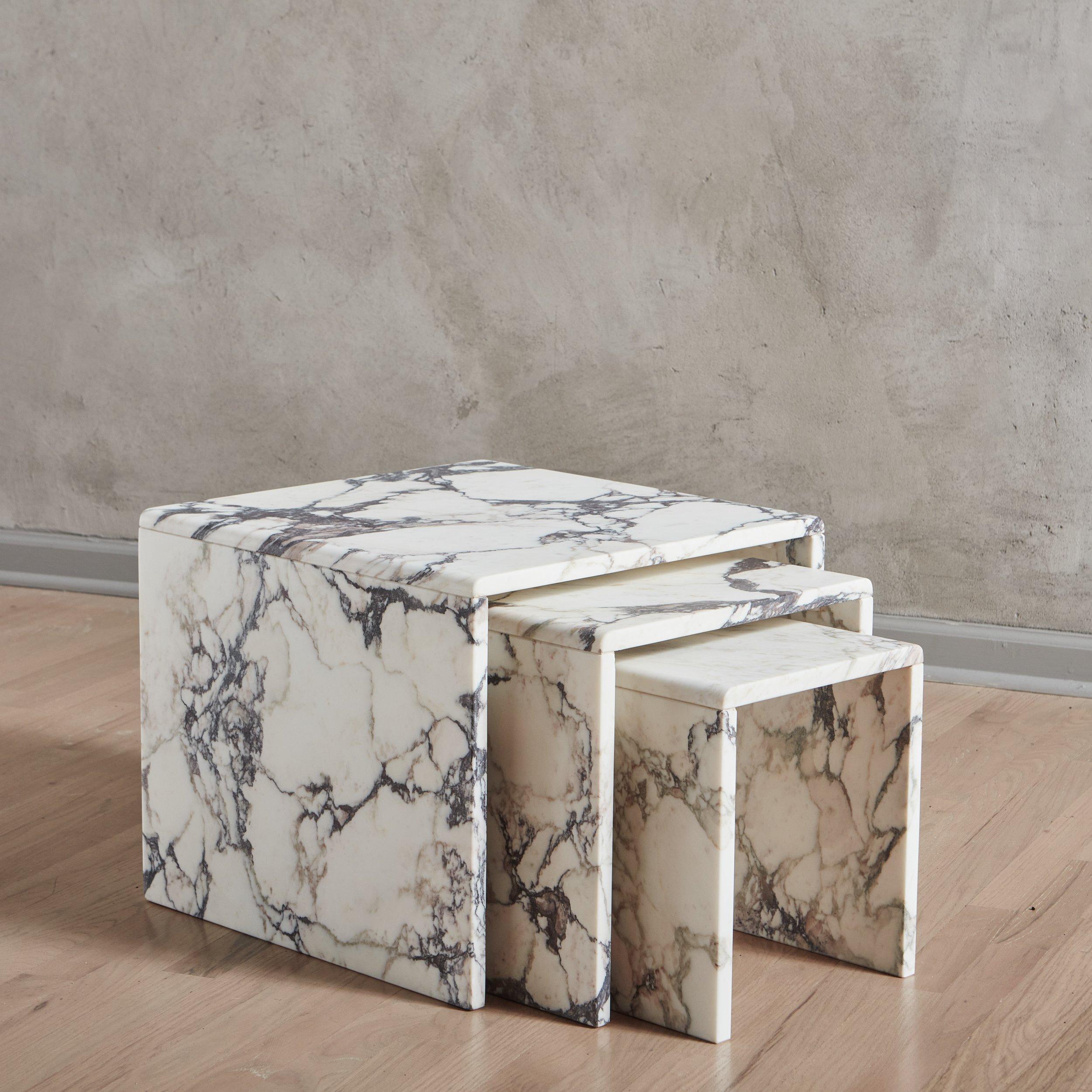 Italian Vintage Calacatta Viola Marble Nesting Side Tables, Italy 1970s For Sale