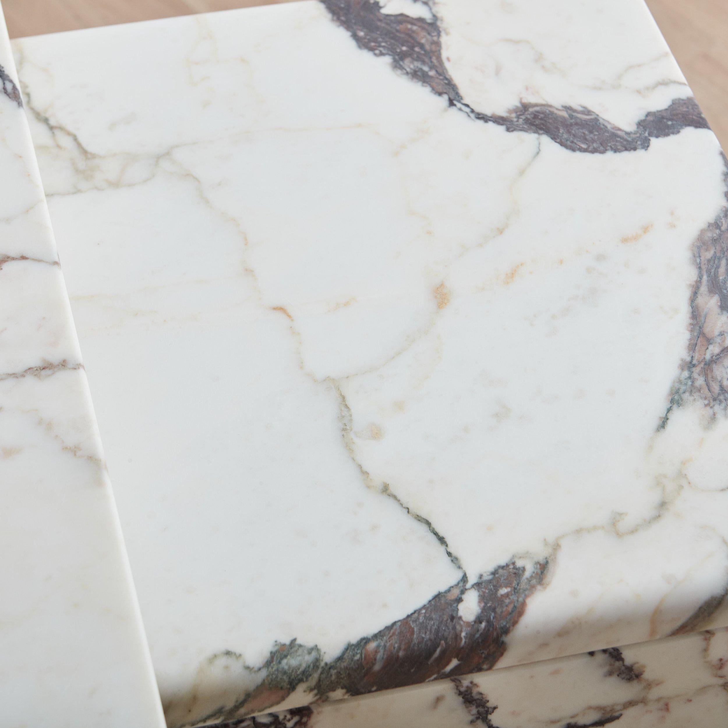 Vintage Calacatta Viola Marble Nesting Side Tables, Italy 1970s For Sale 3