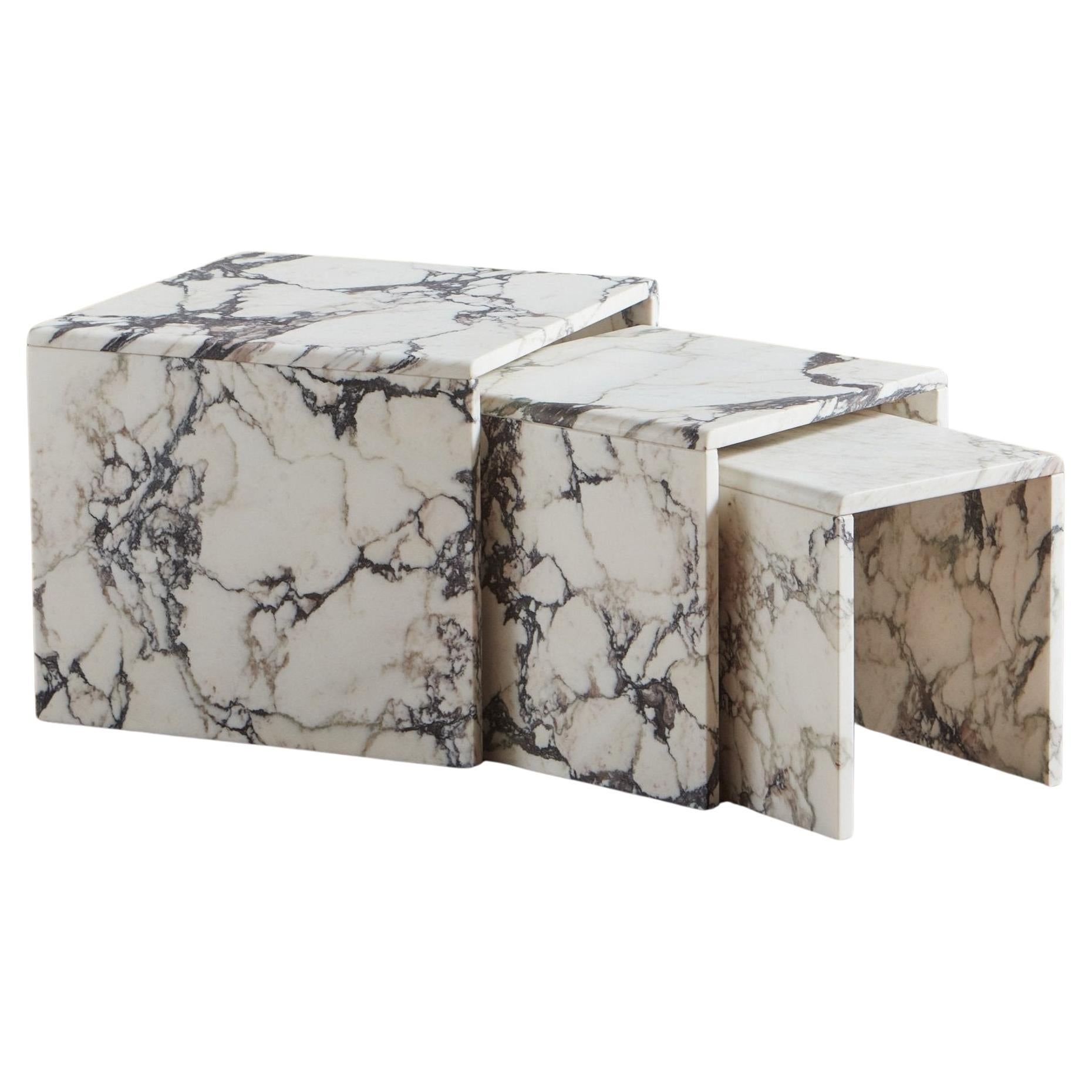 Trio of Calacatta Marble Nesting Tables, Italy 1970s
