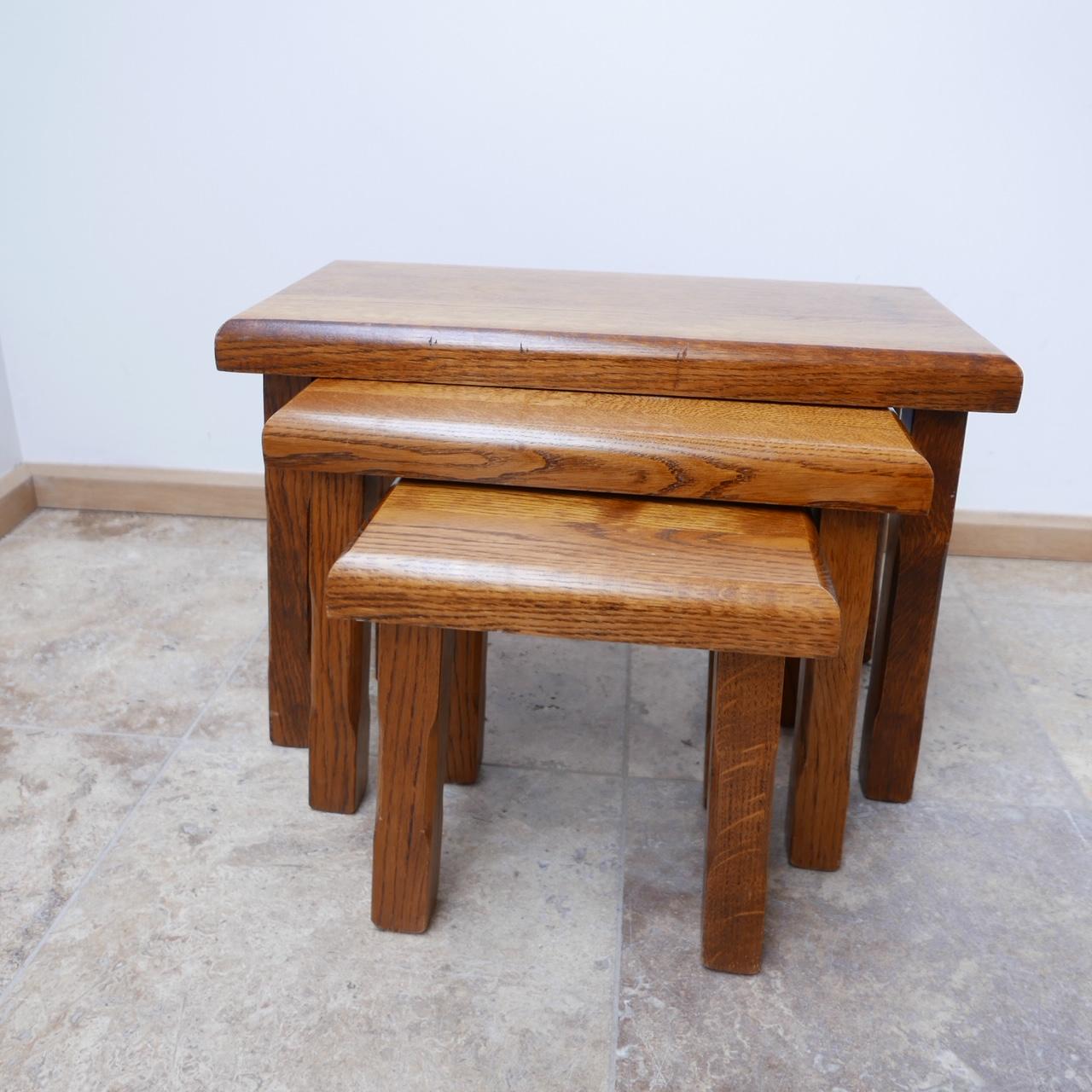 Trio of Dutch Oak Mid-Century Nesting Side Tables In Good Condition In London, GB