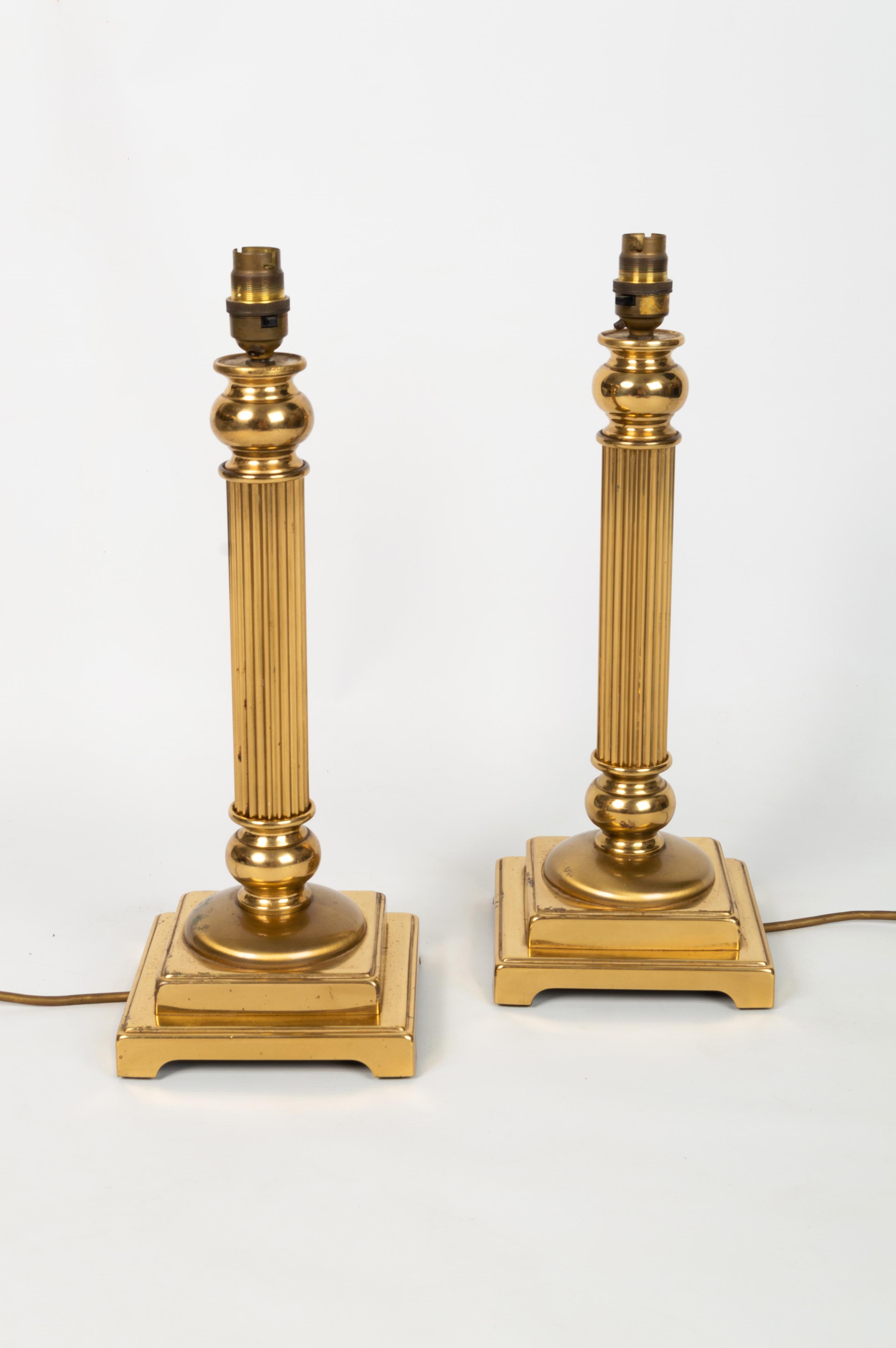 Trio of English Neoclassical Corinthian Column Candelabra Brass Table Lamps For Sale 2