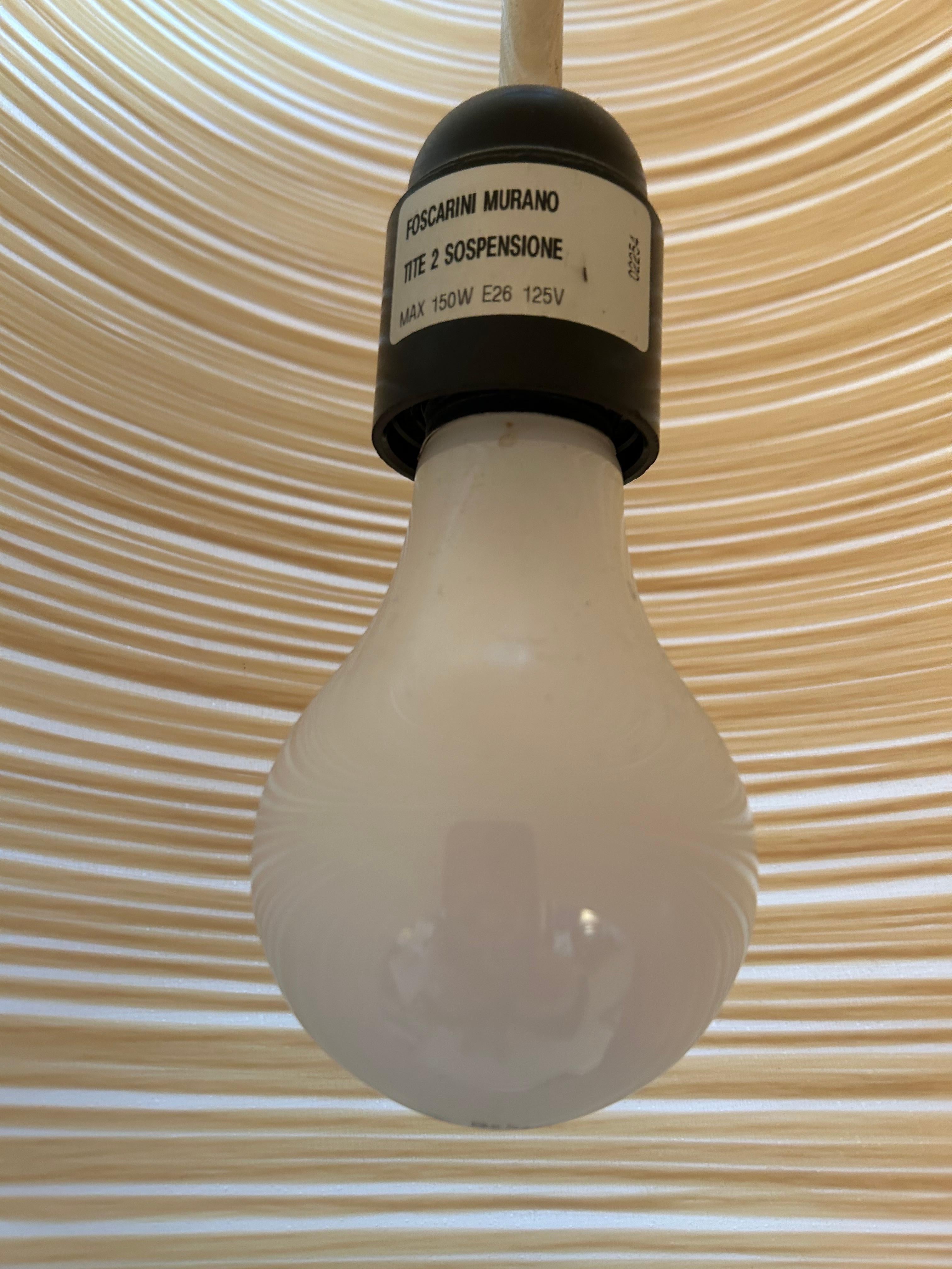 Trio von Foscarini Murano-Anhängern aus glattem, goldfarbenem und cremefarbenem, gestreiftem Glasfaser im Angebot 3