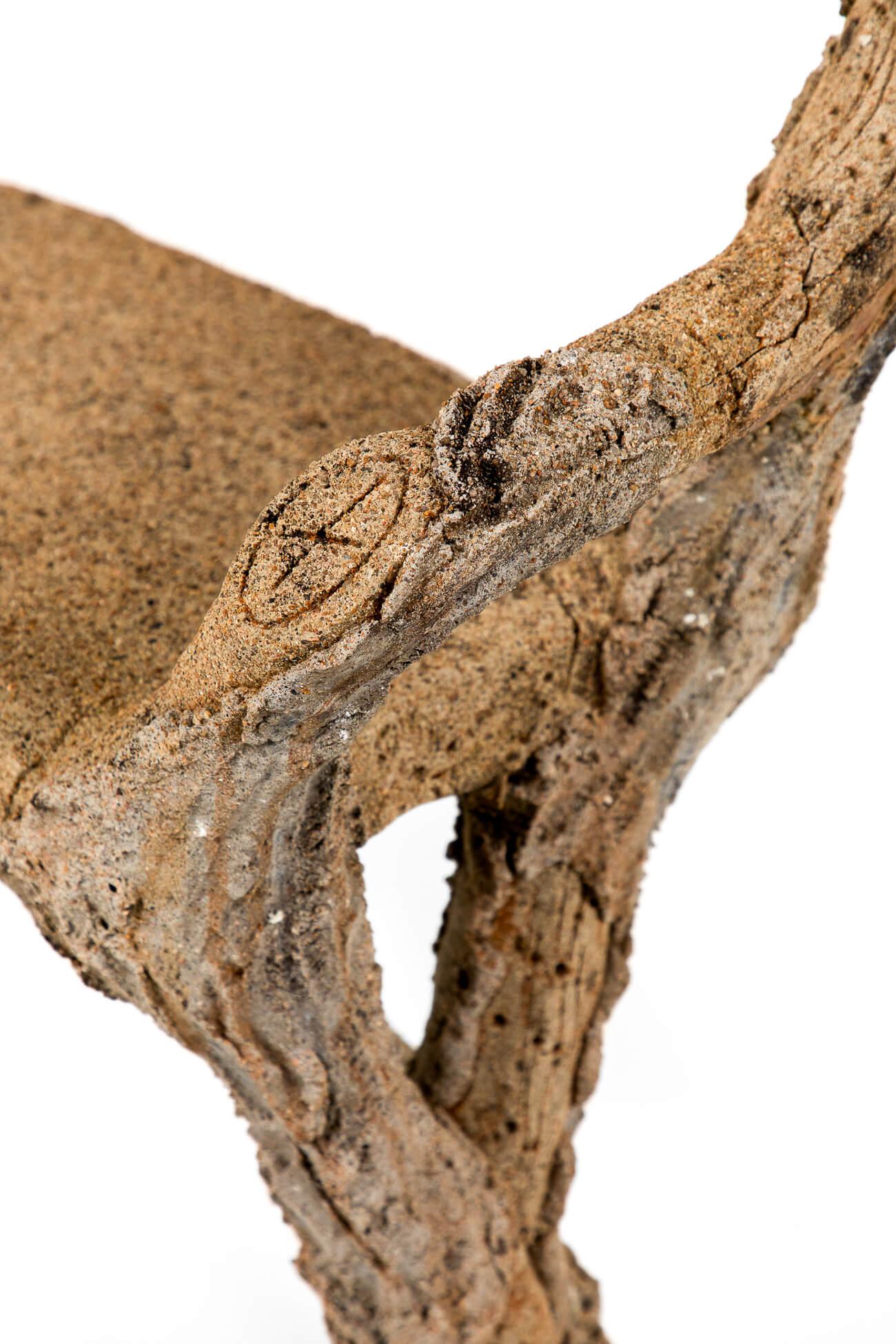 Trío de bancos franceses de piedra de imitación de bois en venta 4