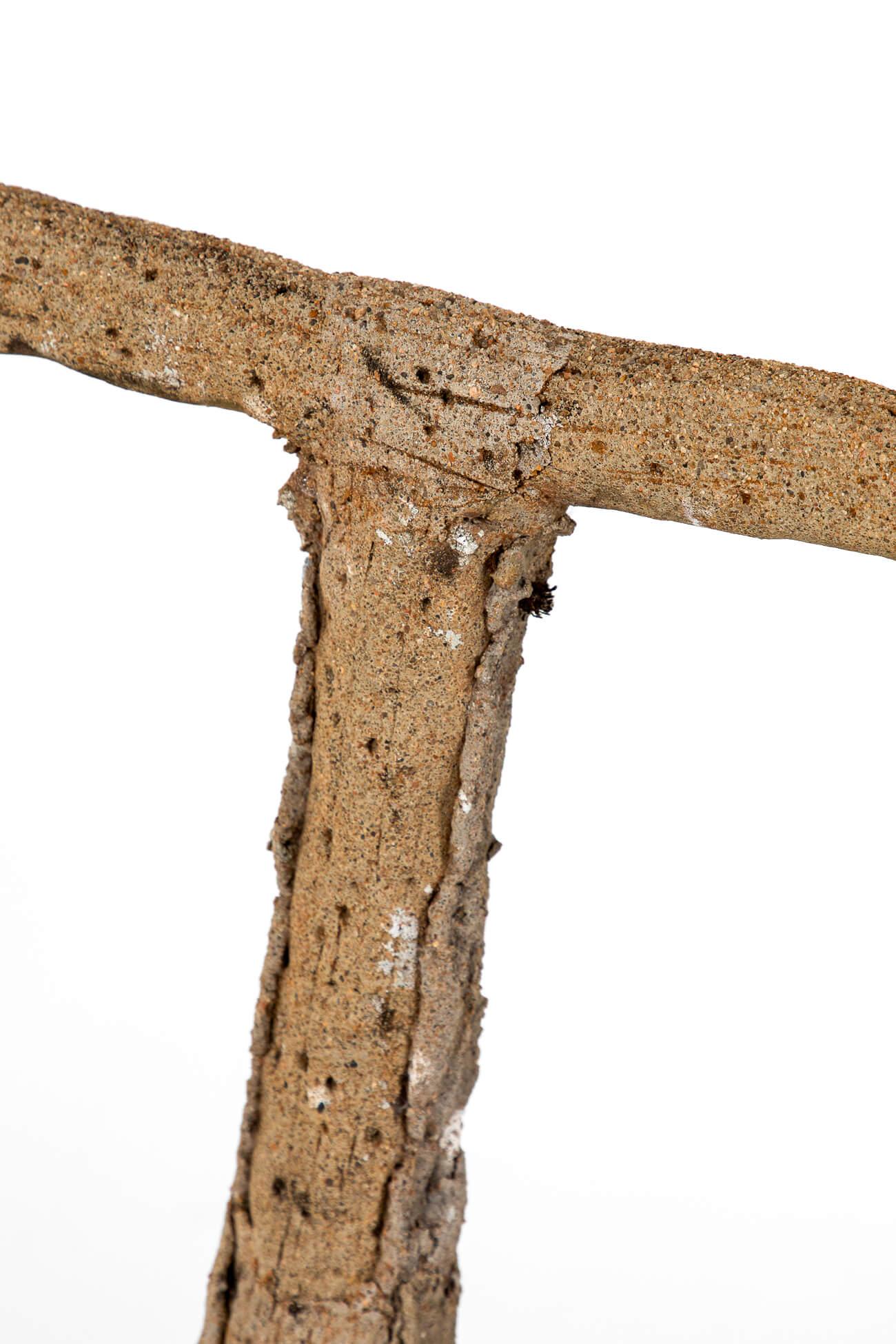 Trío de bancos franceses de piedra de imitación de bois en venta 6