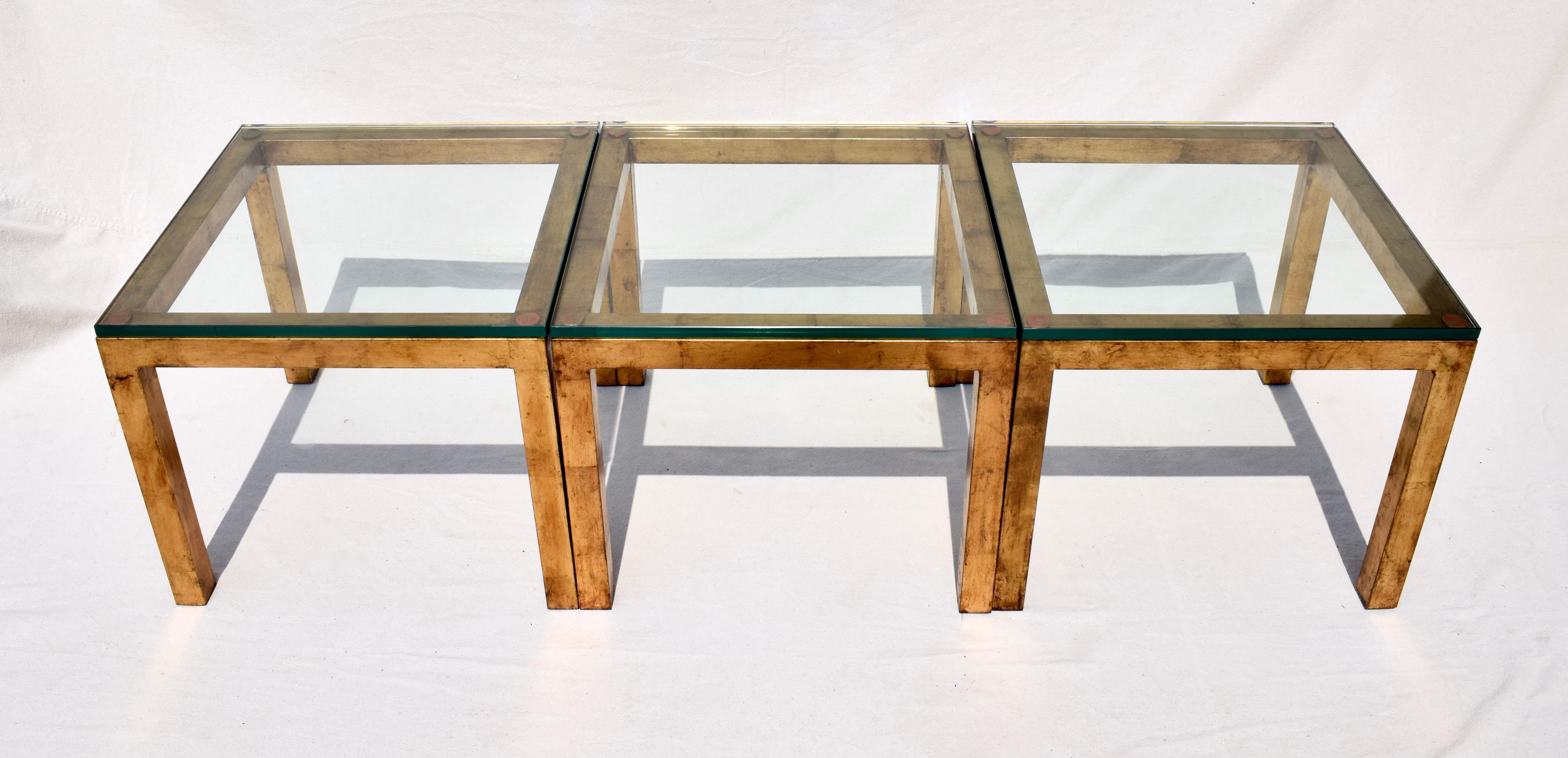 Gold vergoldetes Metall & Glas Parsons Beistelltische im Zustand „Hervorragend“ im Angebot in Southampton, NJ