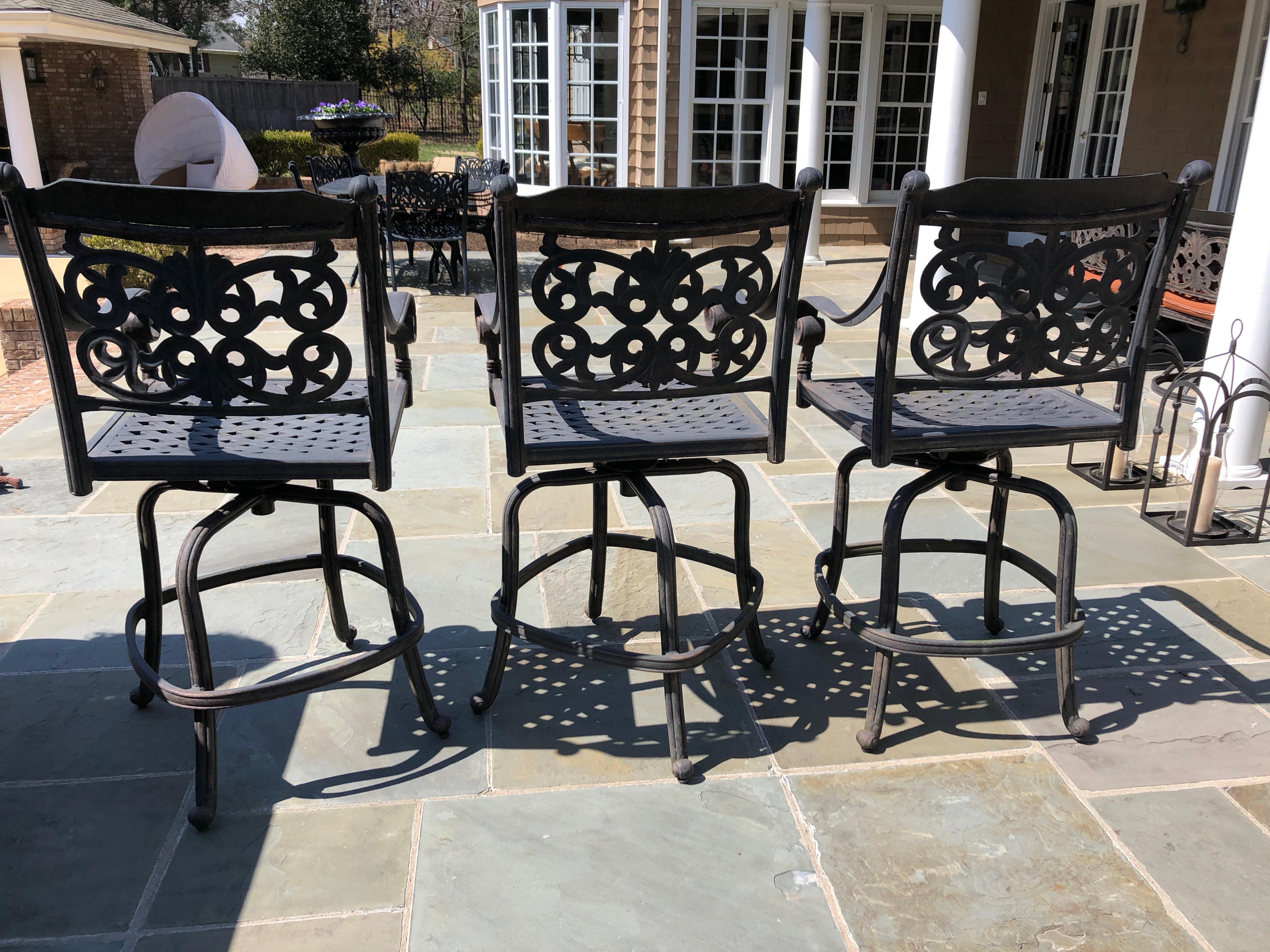 modern outdoor swivel bar stools