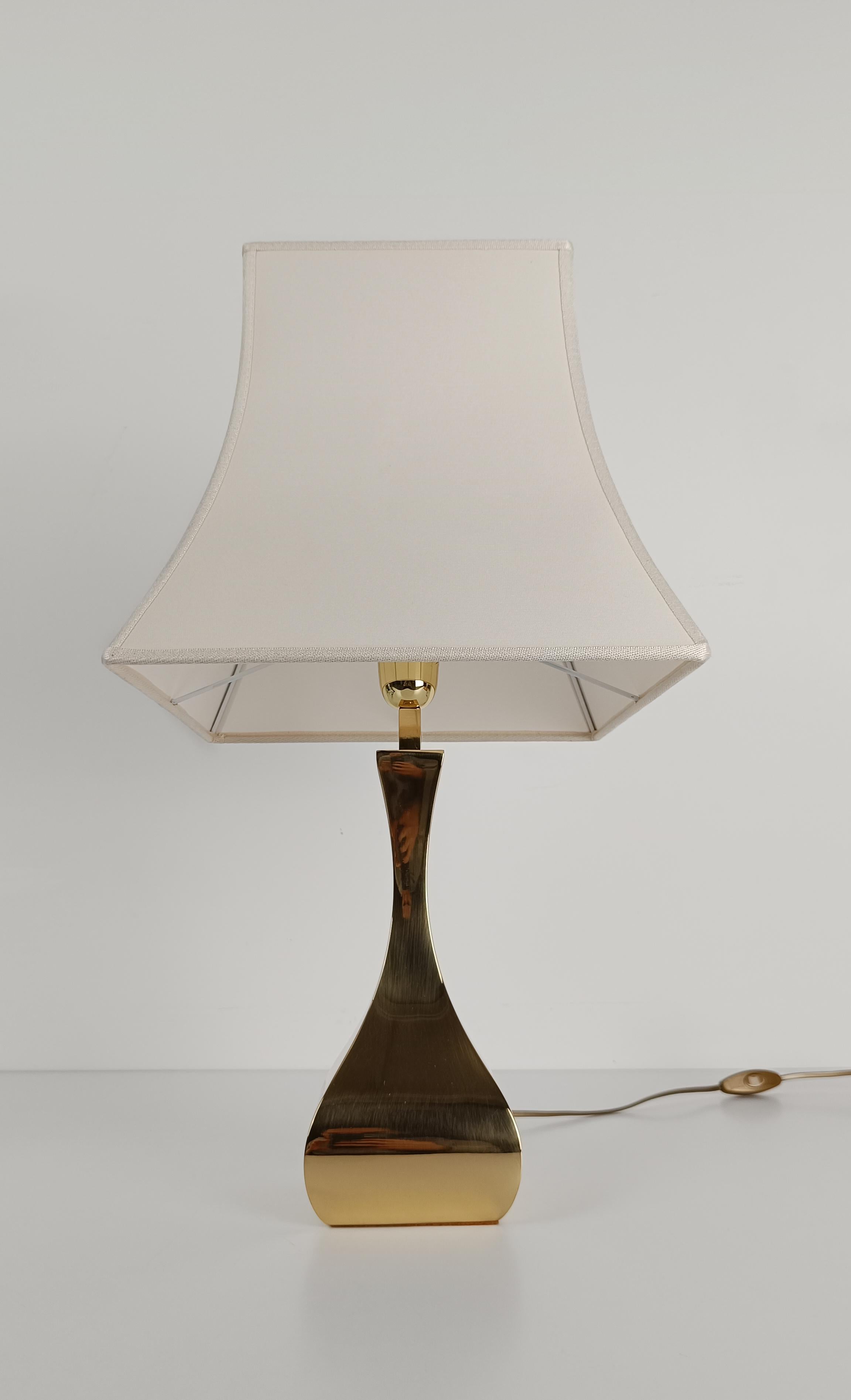 Trio de lampes de table italiennes en laiton du milieu du 20e siècle dans le style de Maria Pergay en vente 4