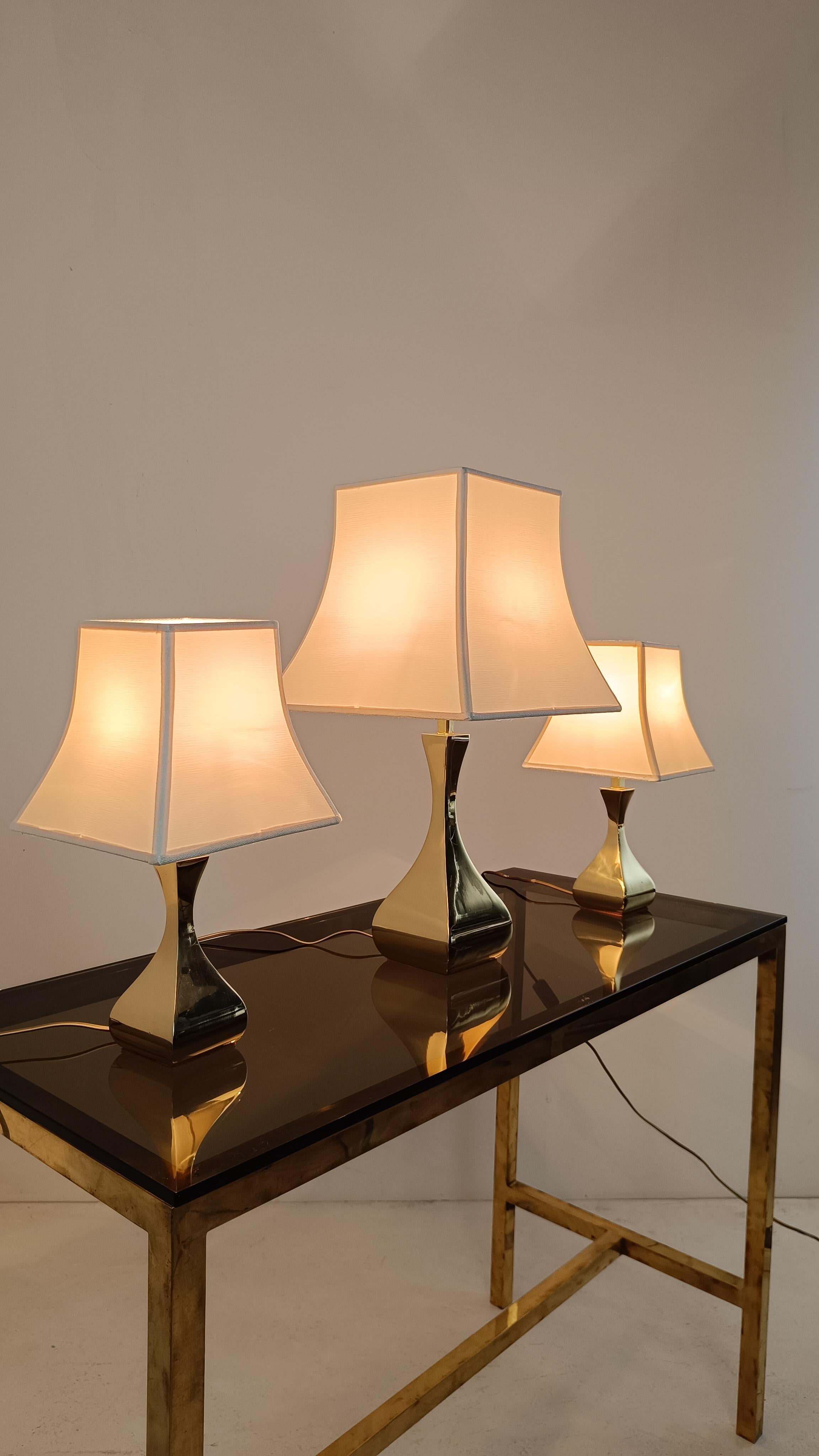 Trio de lampes de table italiennes en laiton du milieu du 20e siècle dans le style de Maria Pergay en vente 13