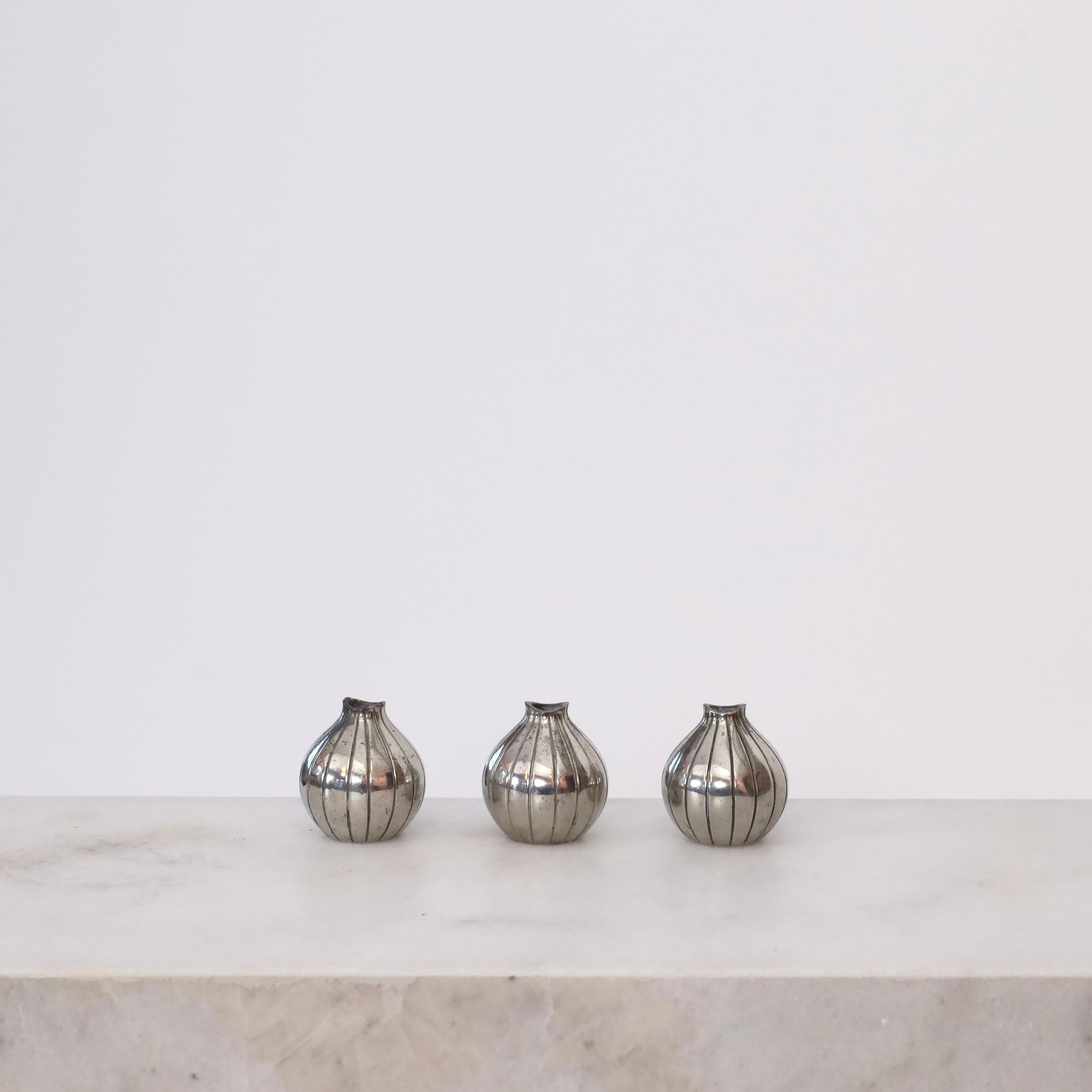 Trio of Just Andersen pewter vases by designed by Arne Erkers, 1950s, Denmark For Sale 7