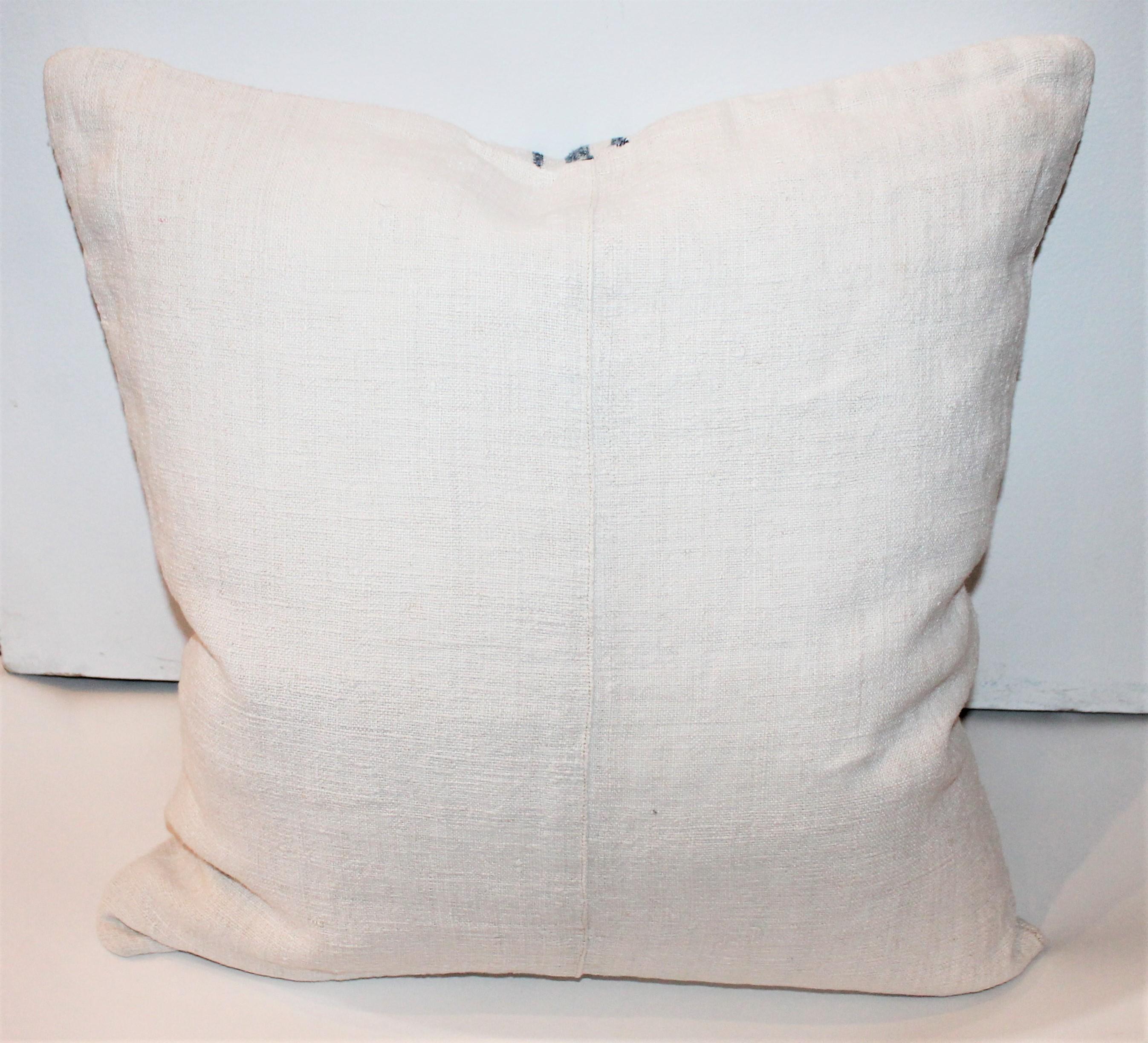 Trio of Linen Pillows, Vintage 4