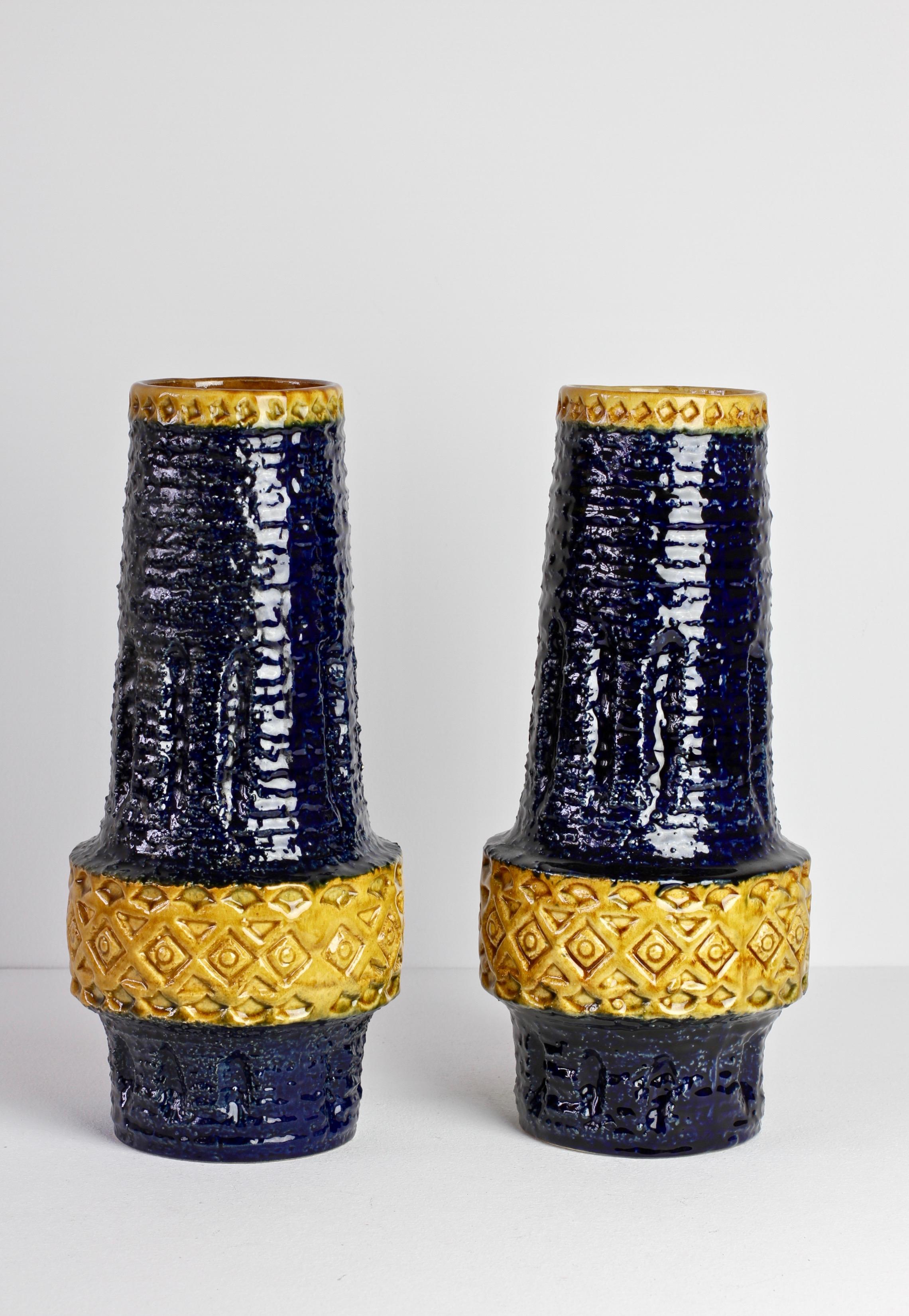Trio of Mid-Century West German Vases by Bay Keramik & Spara Pottery, circa 1970 In Fair Condition In Landau an der Isar, Bayern