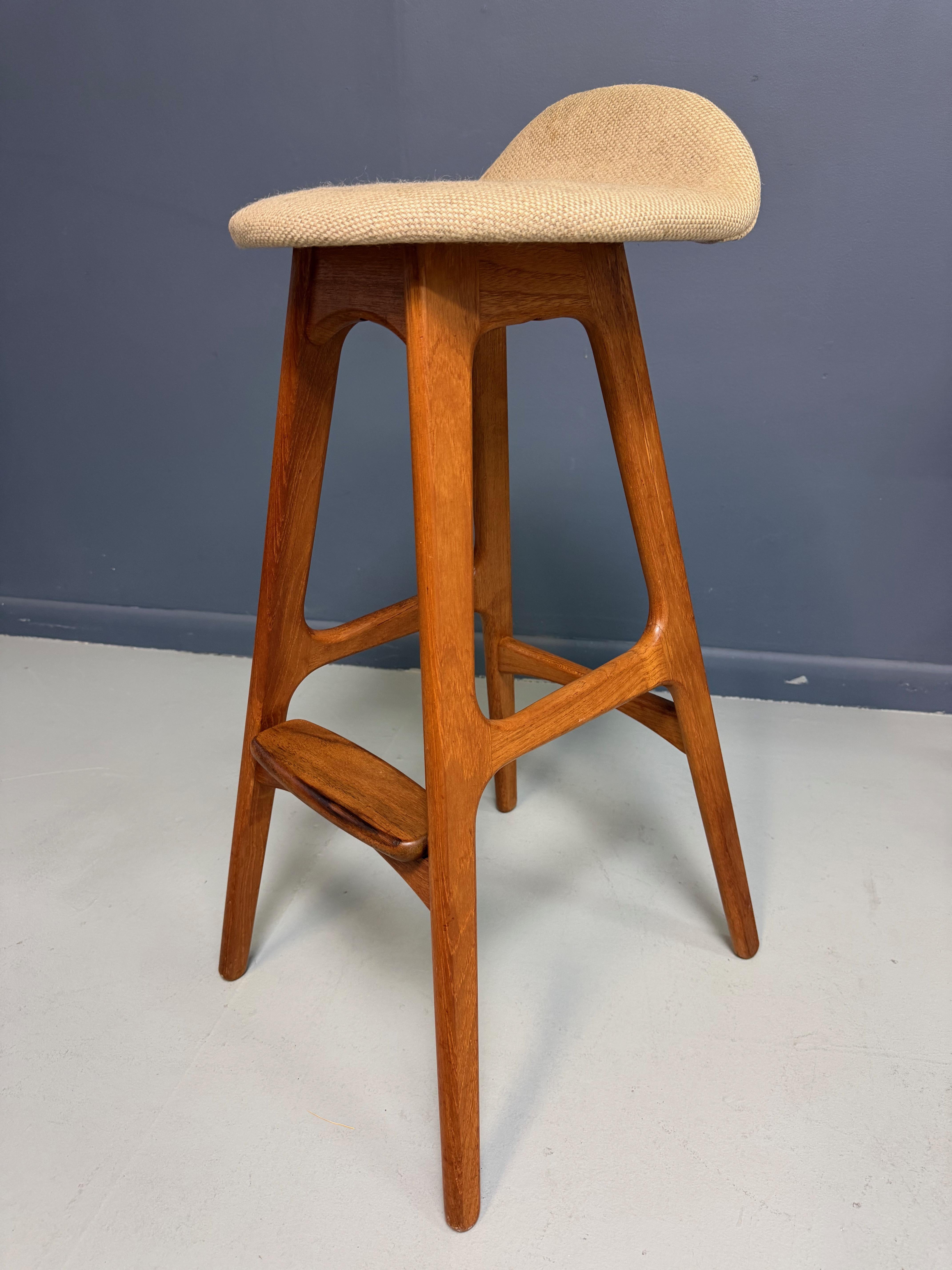 Teck Trio of Model OD-61 Bar Stools by Erik Buch for O.D. Mobler, Denmark, c. 1960's en vente