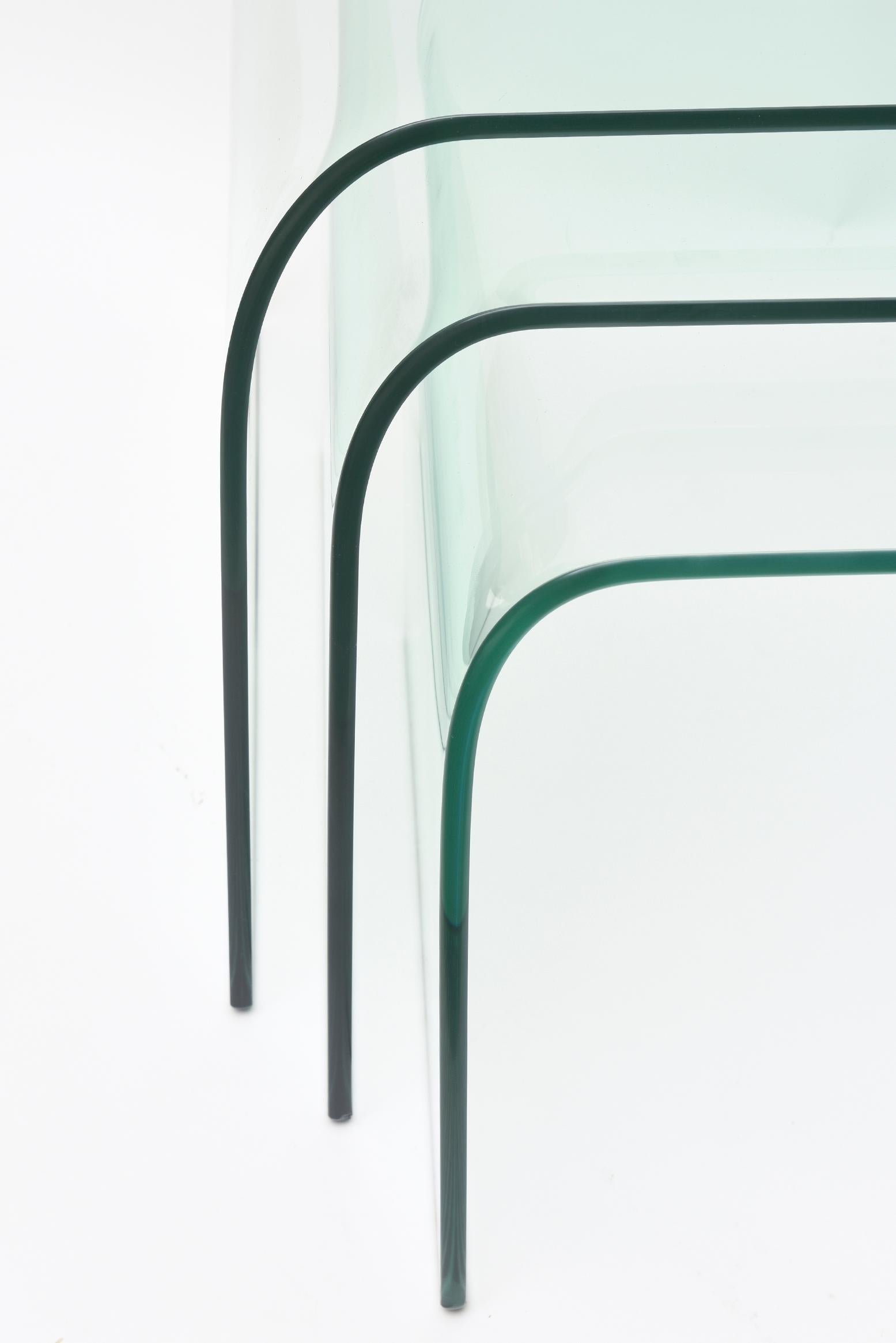 Pace Collection Waterfall Bent Glass Nesting Tables by Fiam Trio In Good Condition In North Miami, FL