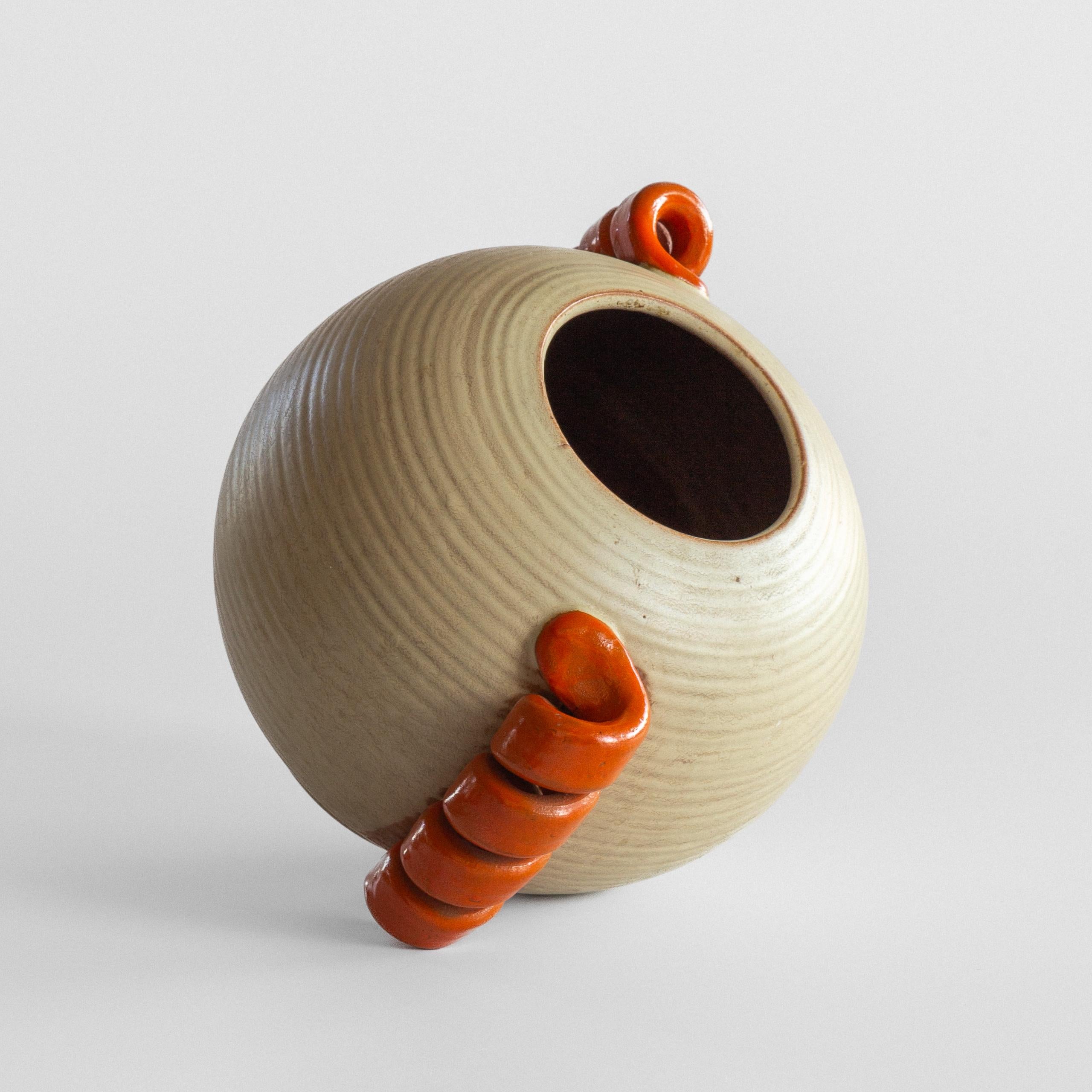 Trio di vasi in ceramica The Modern Scandinavian di Andersson & Johansson, Svezia anni '30 In condizioni buone in vendita a Stockholm, SE