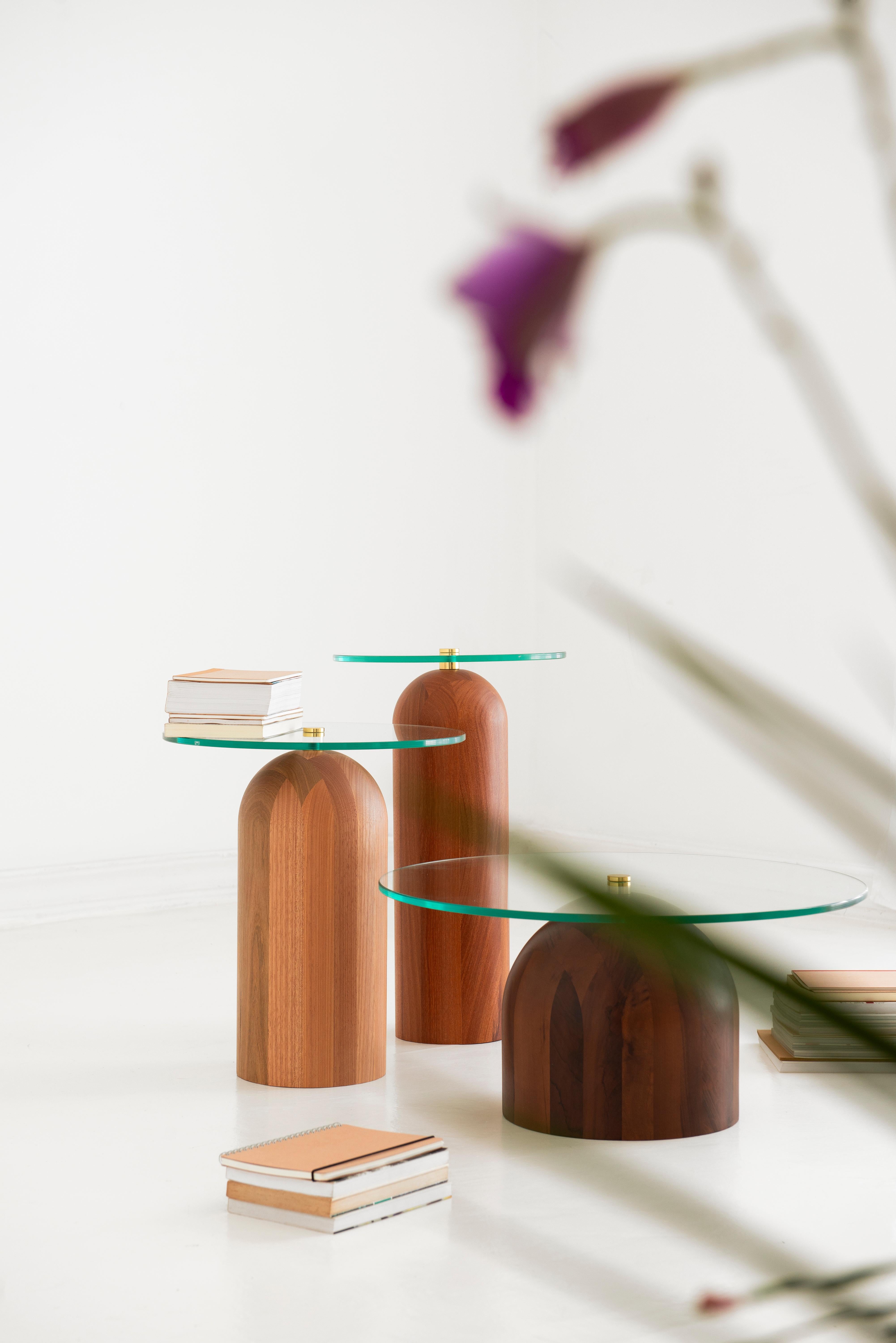 Moderne Trio de tables d'appoint par Leandro Garcia, design contemporain brésilien en vente