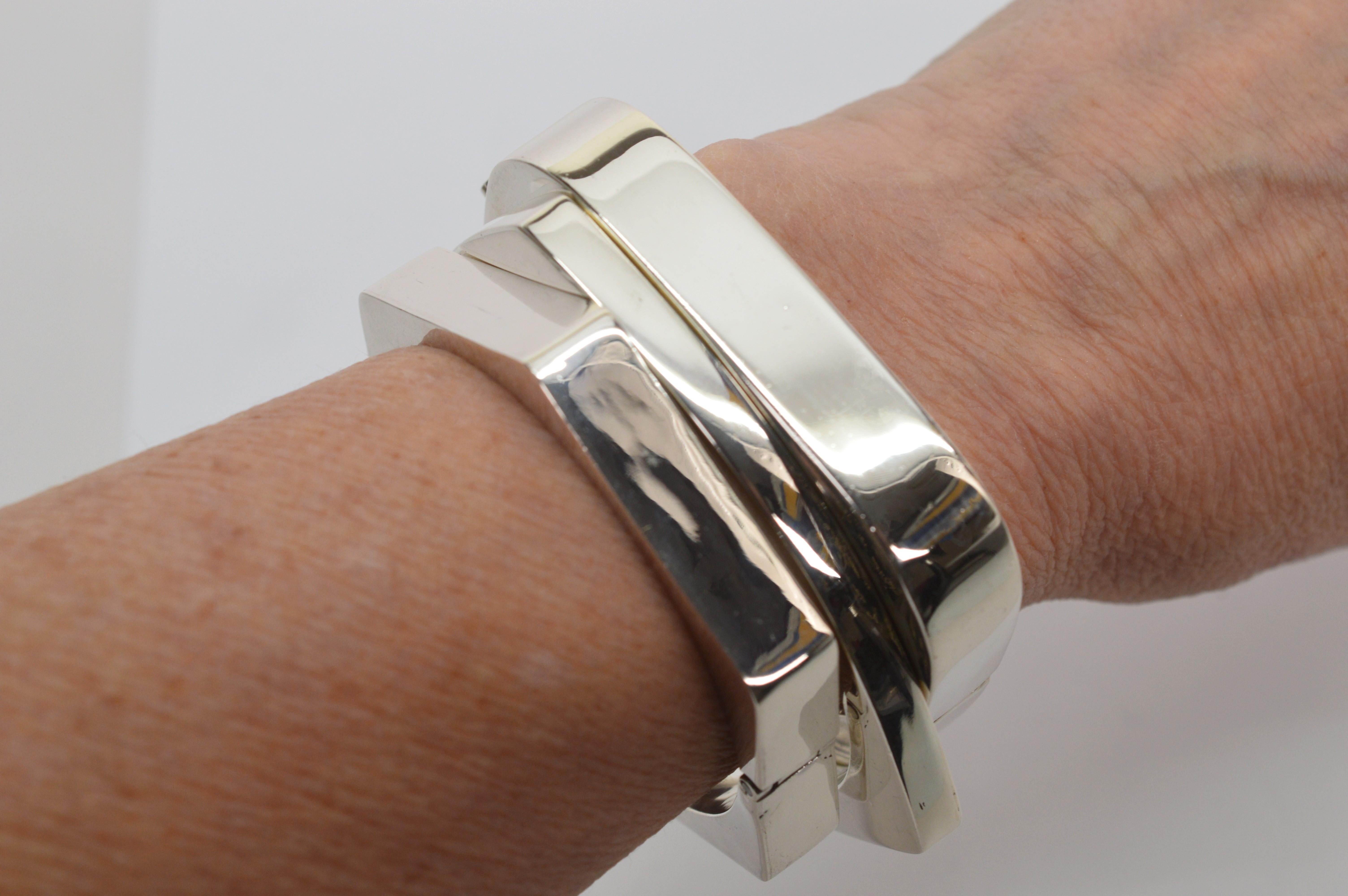 Trio of Sterling Silver Geometric Bangle Bracelets In Good Condition In Mount Kisco, NY