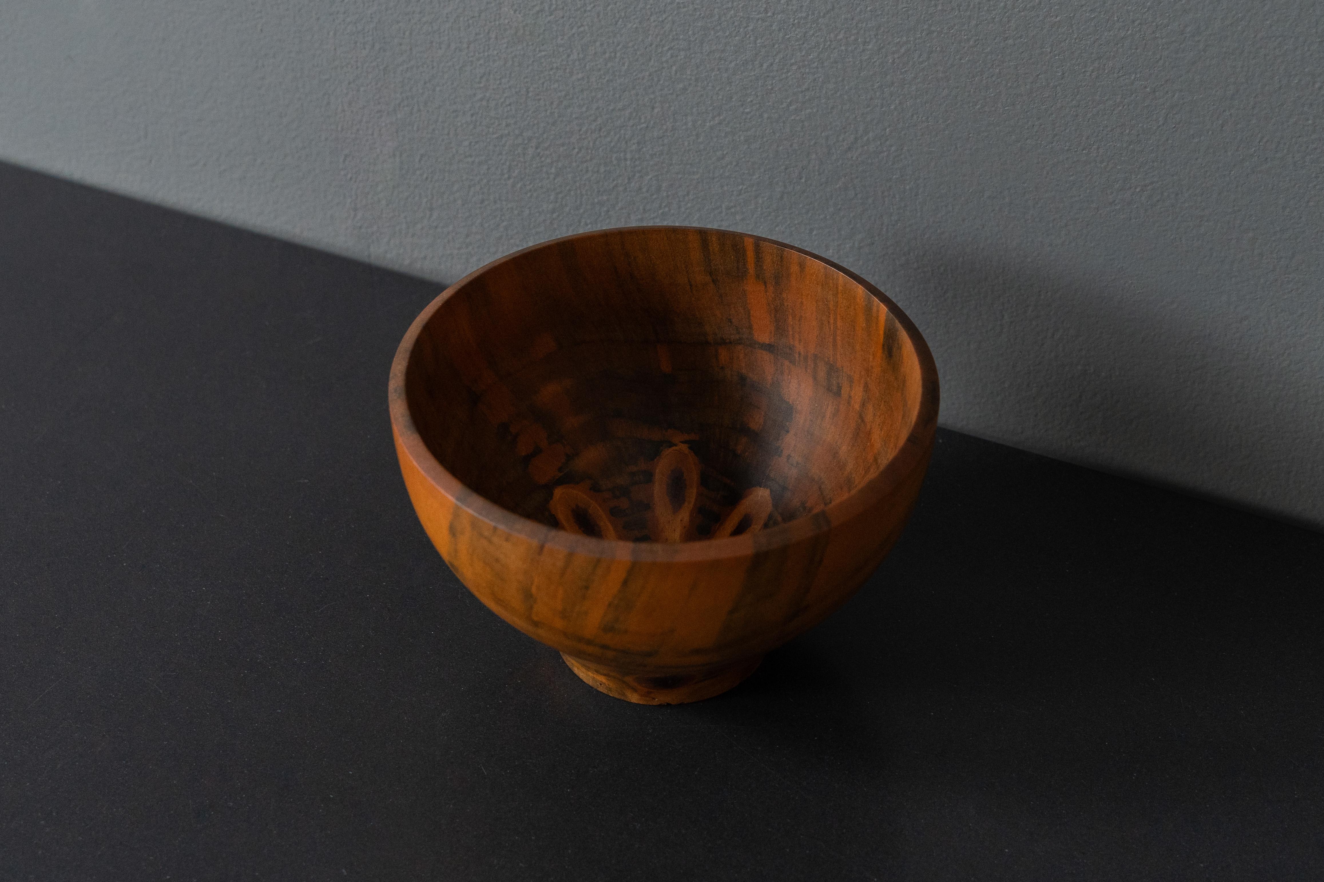 Trio of Turned Wood Studio Bowls For Sale 3
