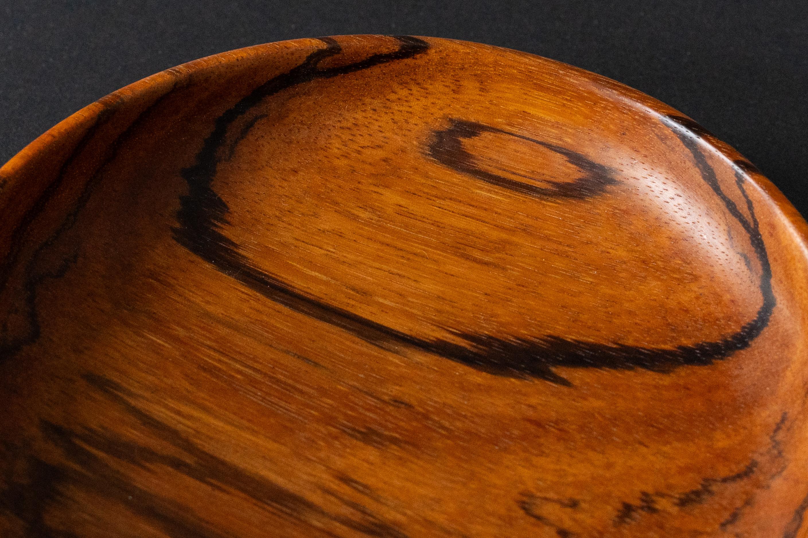 Trio of Turned Wood Studio Bowls For Sale 8
