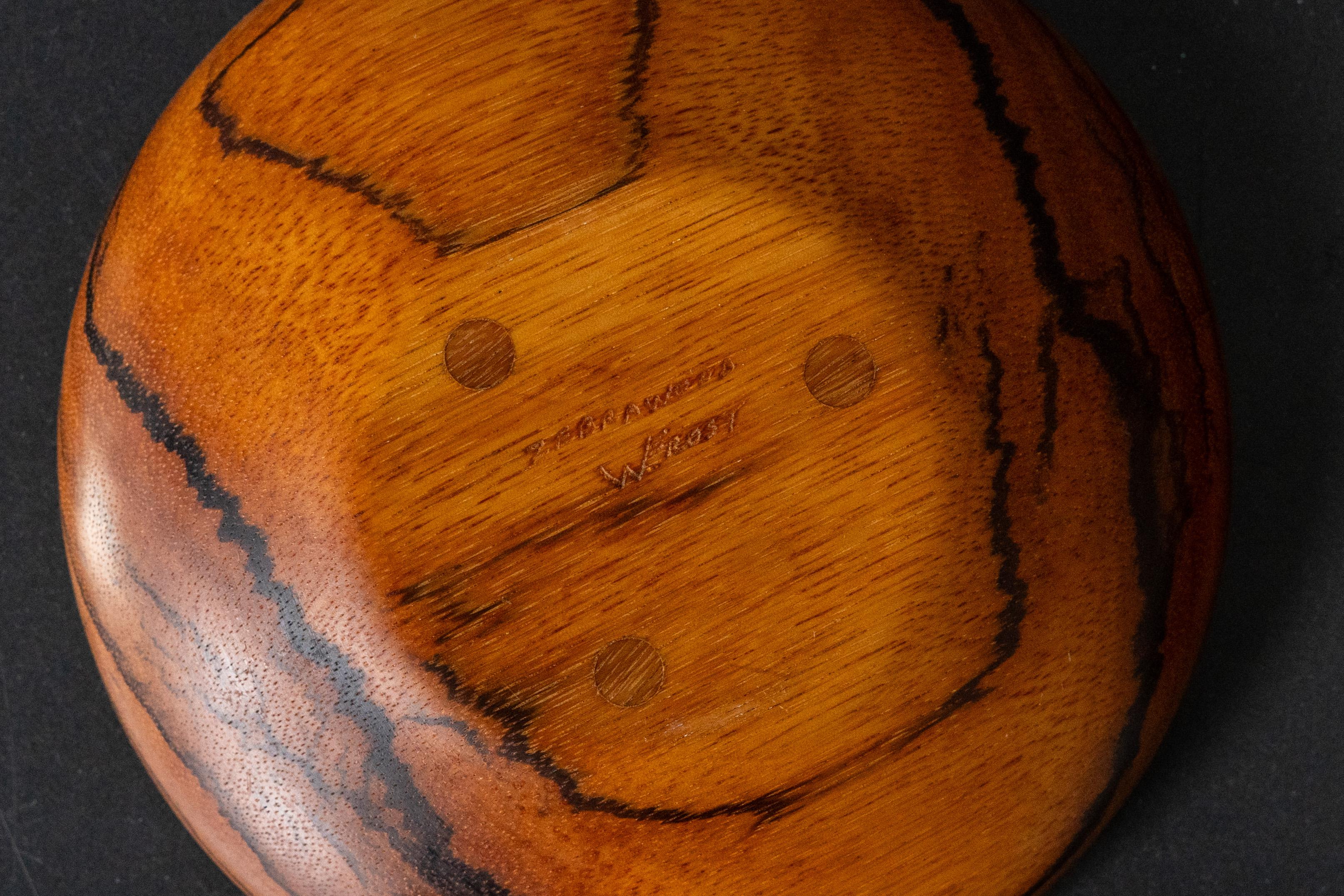Trio of Turned Wood Studio Bowls For Sale 9
