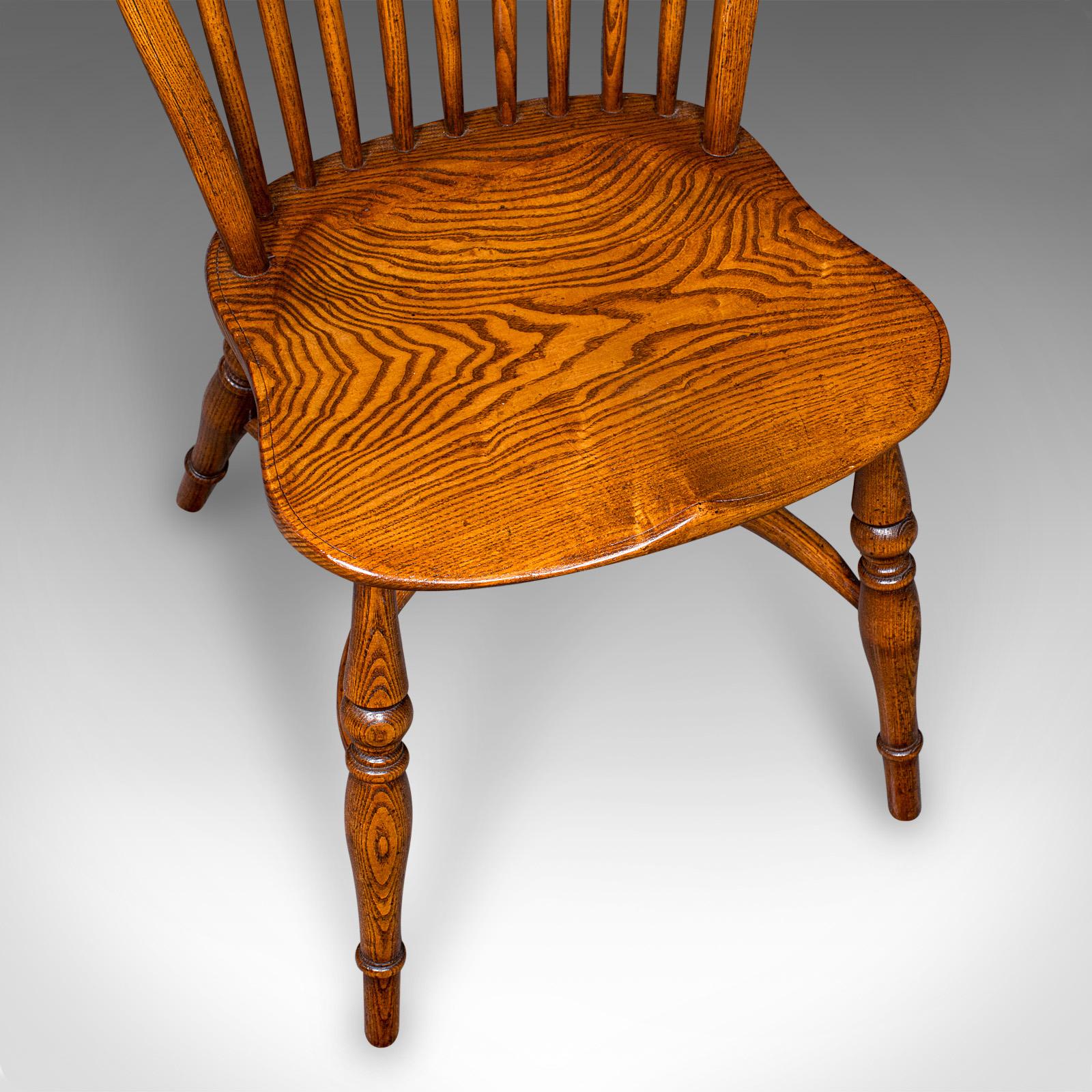 Trio von Vintage Land Küche Stühle, Englisch Esche, Ulme, Victorian Revival Sitz im Angebot 3