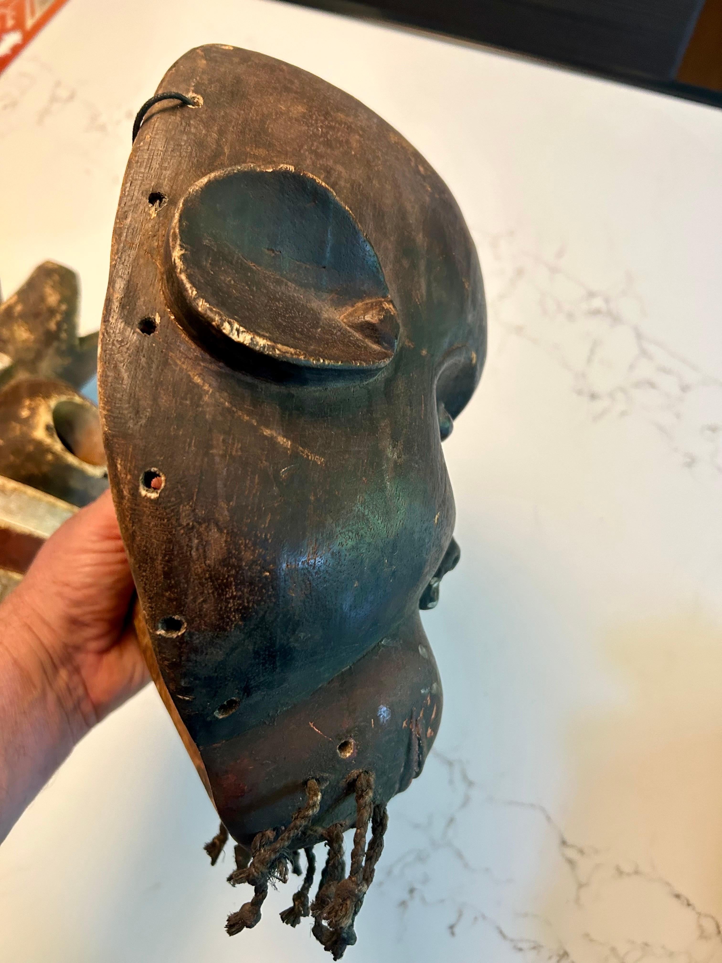 Trio von Vintage-Masken Yombe + Dan Kran Afrikanische Kunst im Angebot 12