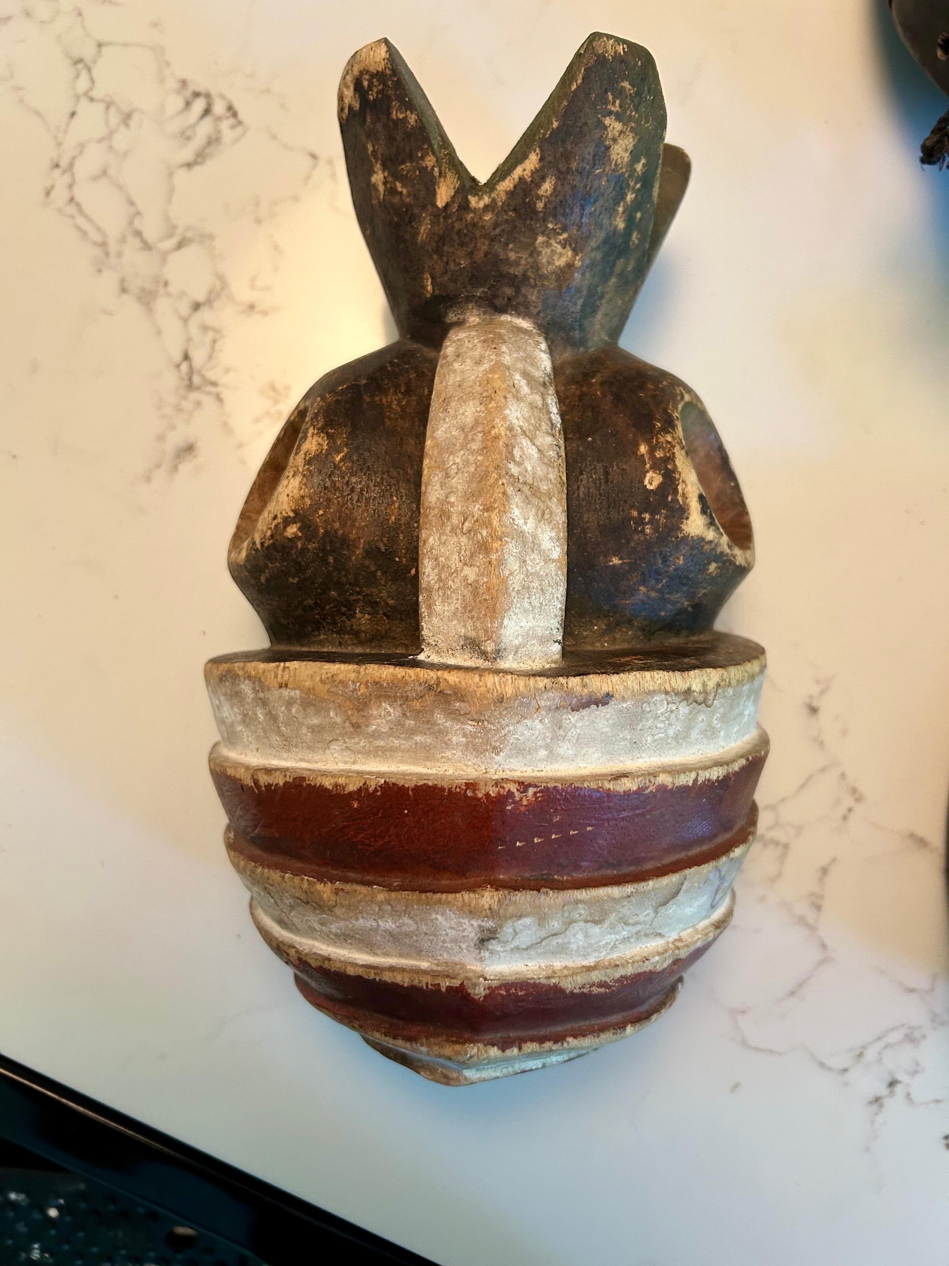Trio von Vintage-Masken Yombe + Dan Kran Afrikanische Kunst im Angebot 1