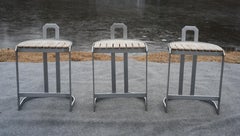 Tabourets de bar à hauteur de comptoir en acier Trio Vintage Design Institute America