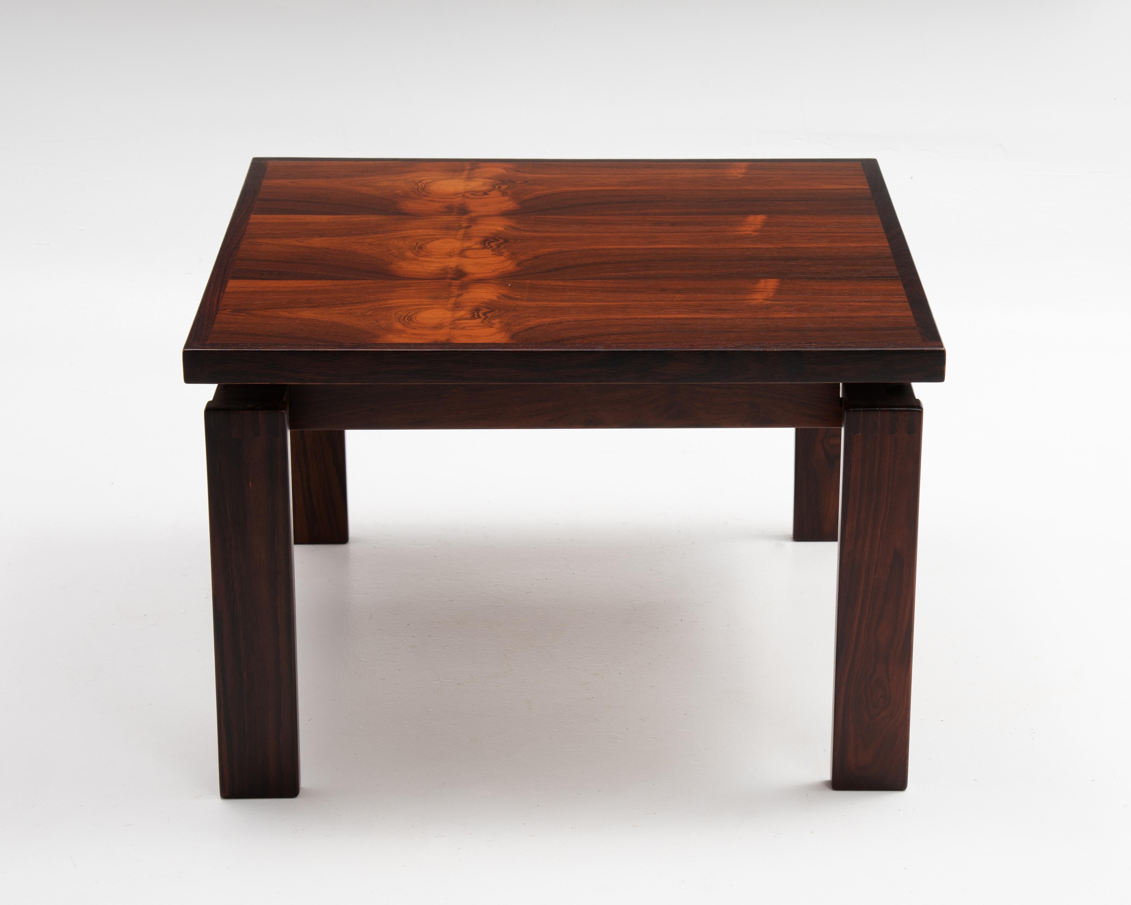 Trioh Danish Rosewood Square Floating Top Coffee Side Lamp Table 1979 In Good Condition For Sale In Forest Grove, PA