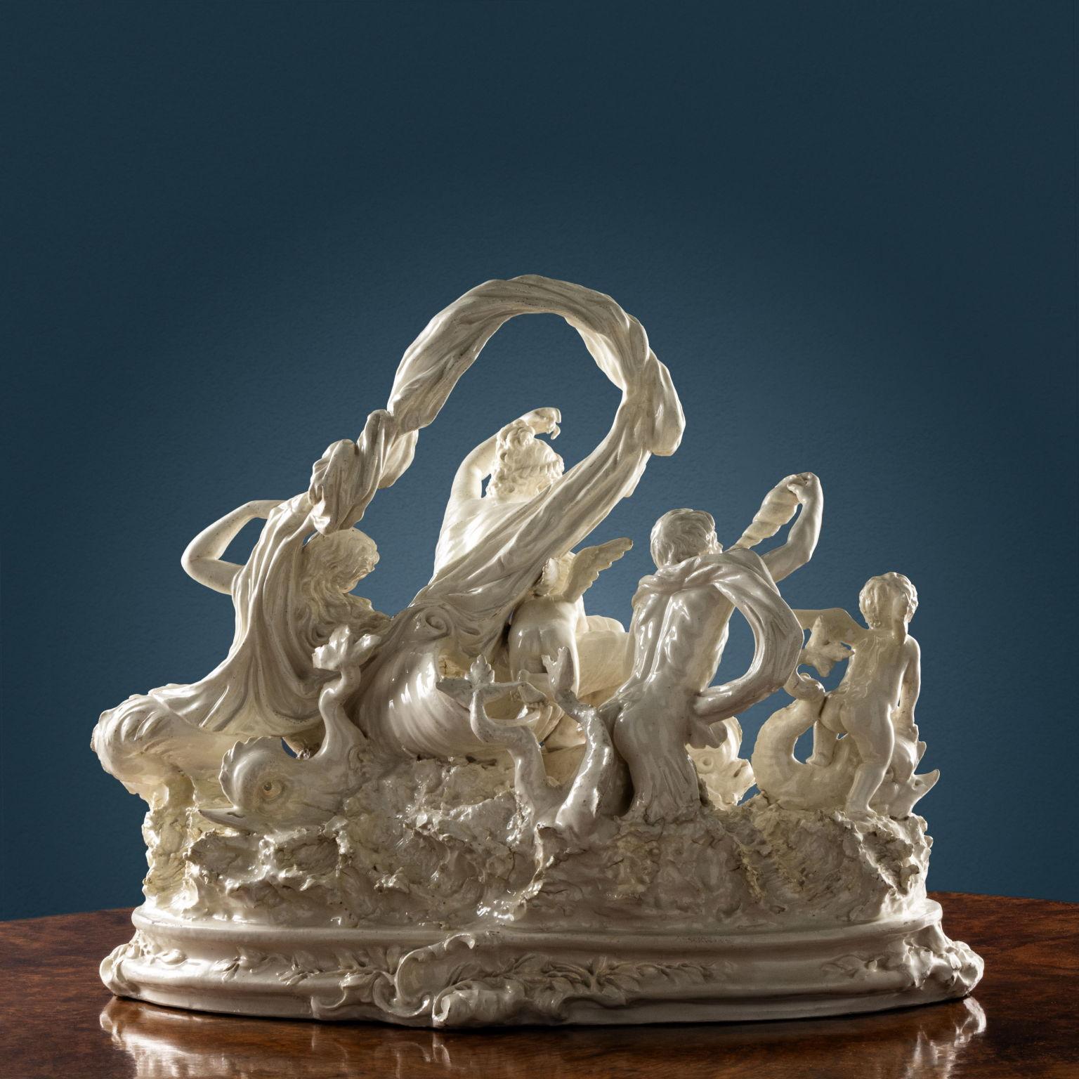 Trionfo di Galatea. Manifattura Capodimonte, prima metà del XIX secolo. in vendita 1