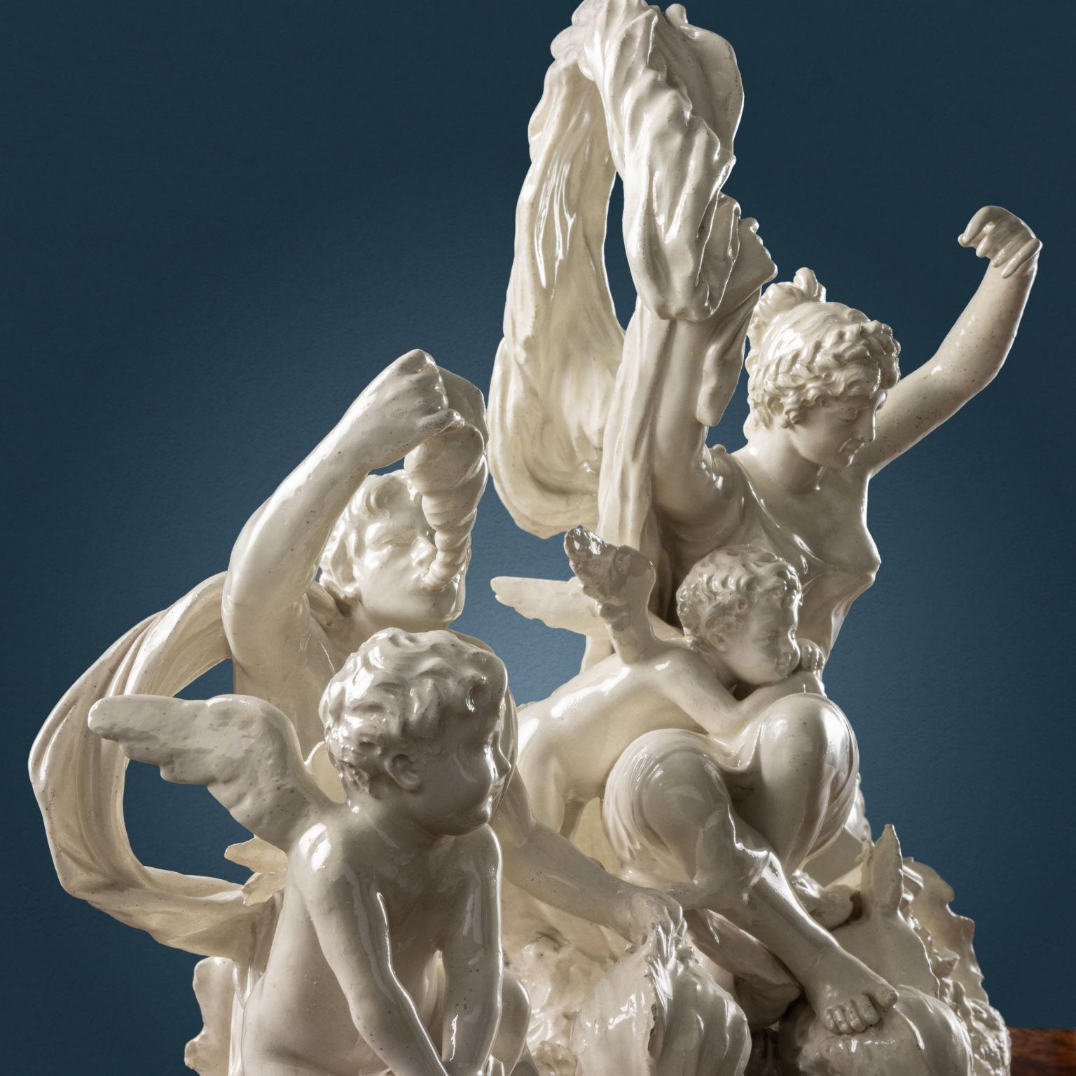 Italian Trionfo di Galatea. Manifattura Capodimonte, prima metà del XIX secolo. in vendita