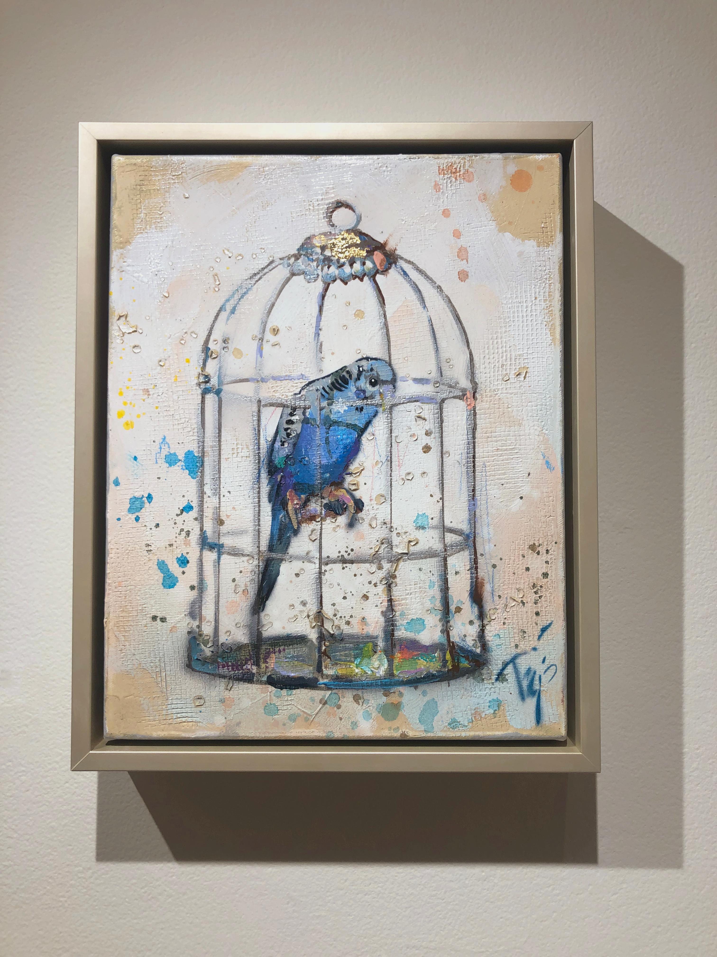 Trip Park, « Blue Birdie », peinture à la cage aérienne colorée sur toile de 14 x 11 cm en vente 1