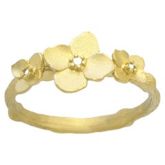 Triple 18k Gold Hydrangea Branch Ring with White Diamonds