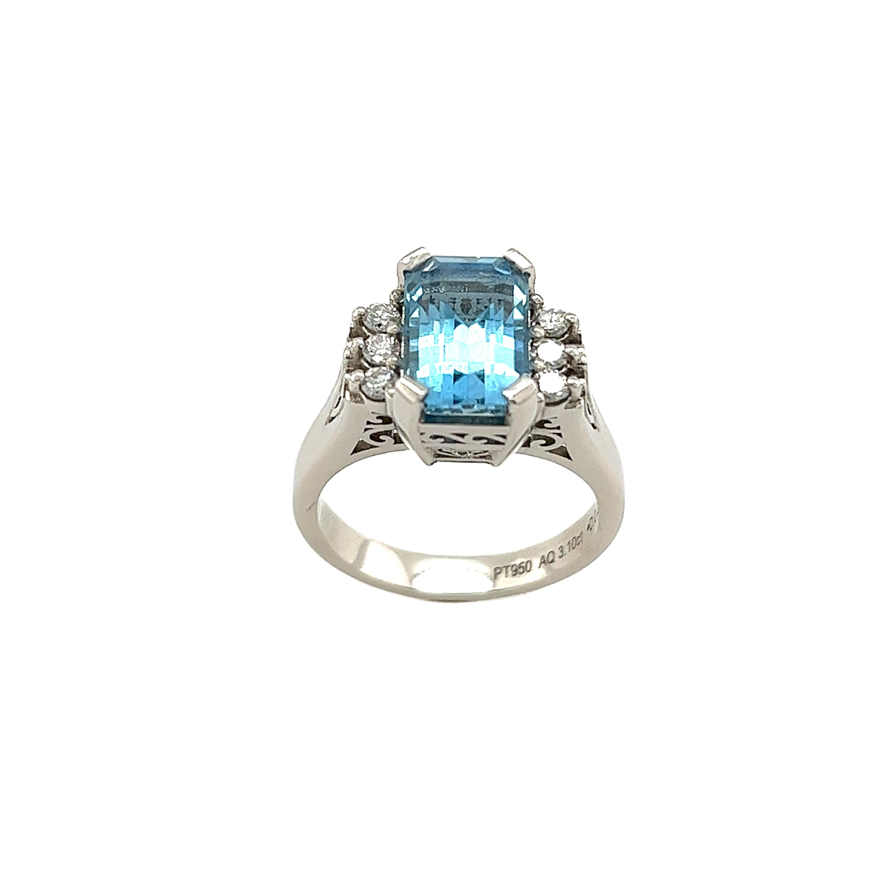 Triple AAA Emerald Cut 3.10ct Aquamarine Ring w/ 3 Diamonds on Sides in Platinum For Sale 3