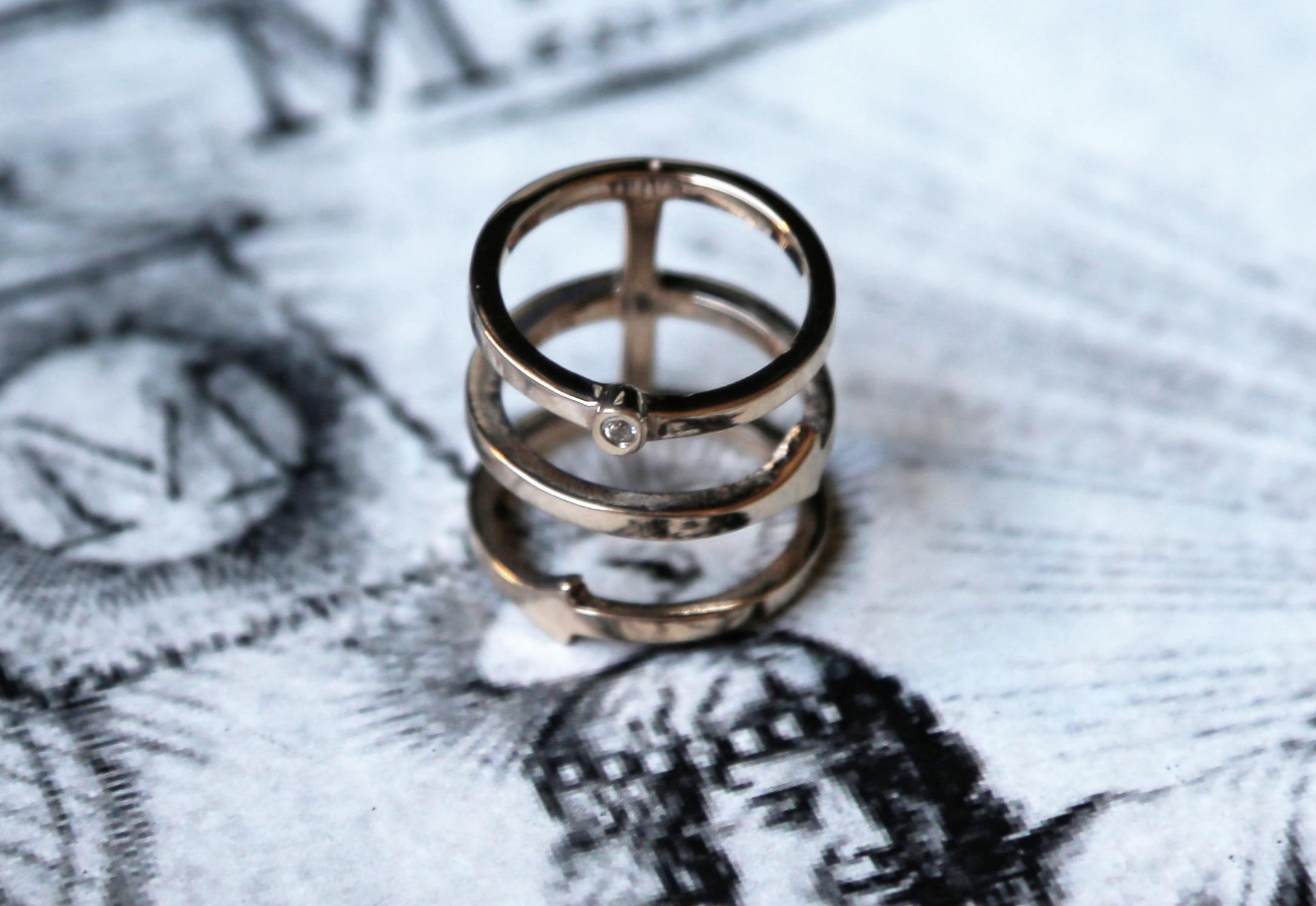 White Diamond Gold Band Ring Triple band J Dauphin
J DAUPHIN Made in 14k Gold

Hand made in Los Angeles

Custom make your own size, 3-4 weeks to be completed

On the photos you can also see same style with ruby