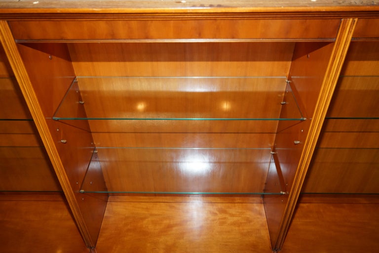 Triple Bank Bradley Furniture Burr Yew Wood Library Display Bookcase with Lights For Sale 2