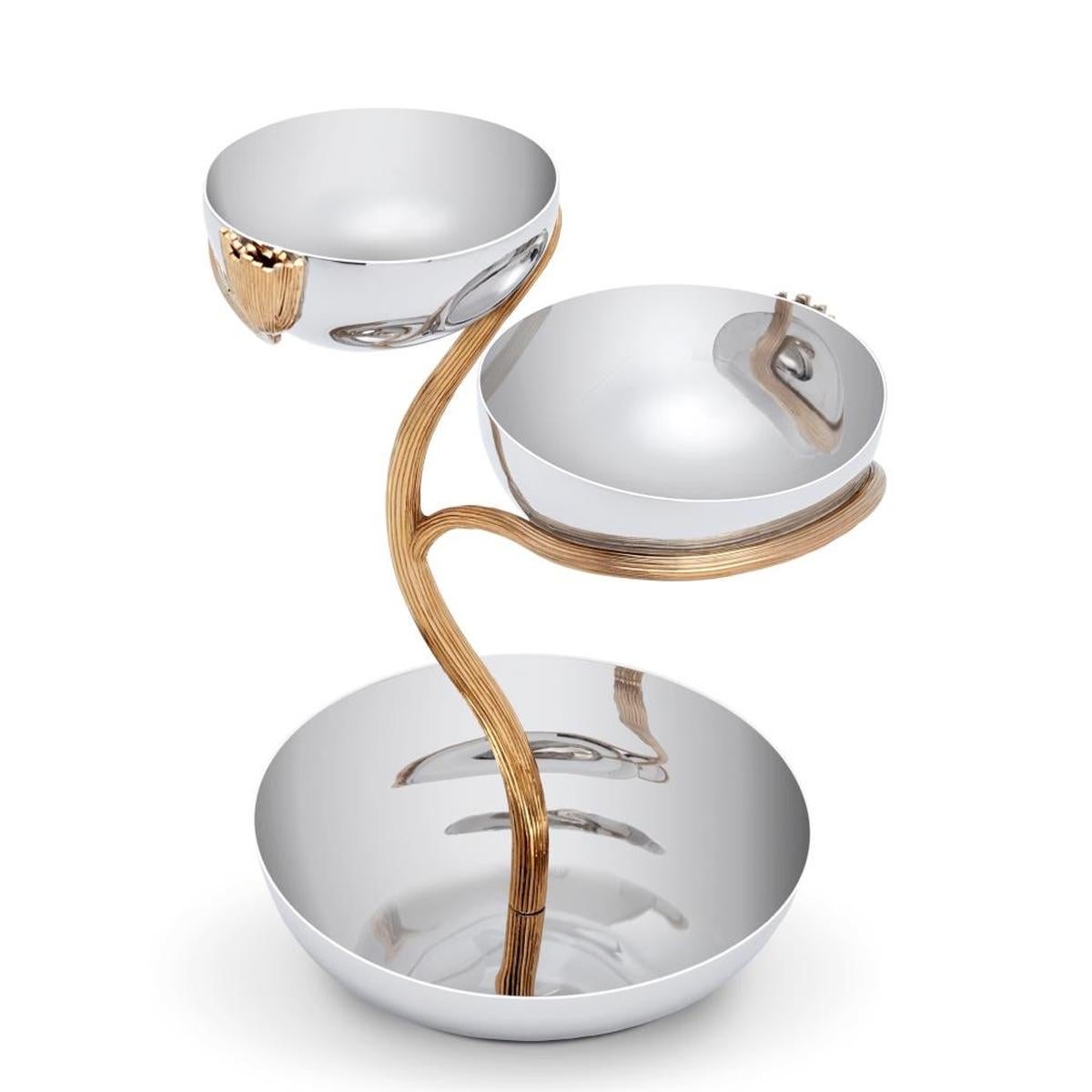 Serving bowl triple bowl with 3 bowls in
chrome polished stainless steel on a stem
in 24-karat gold-plated. With luxury gift box included.
 