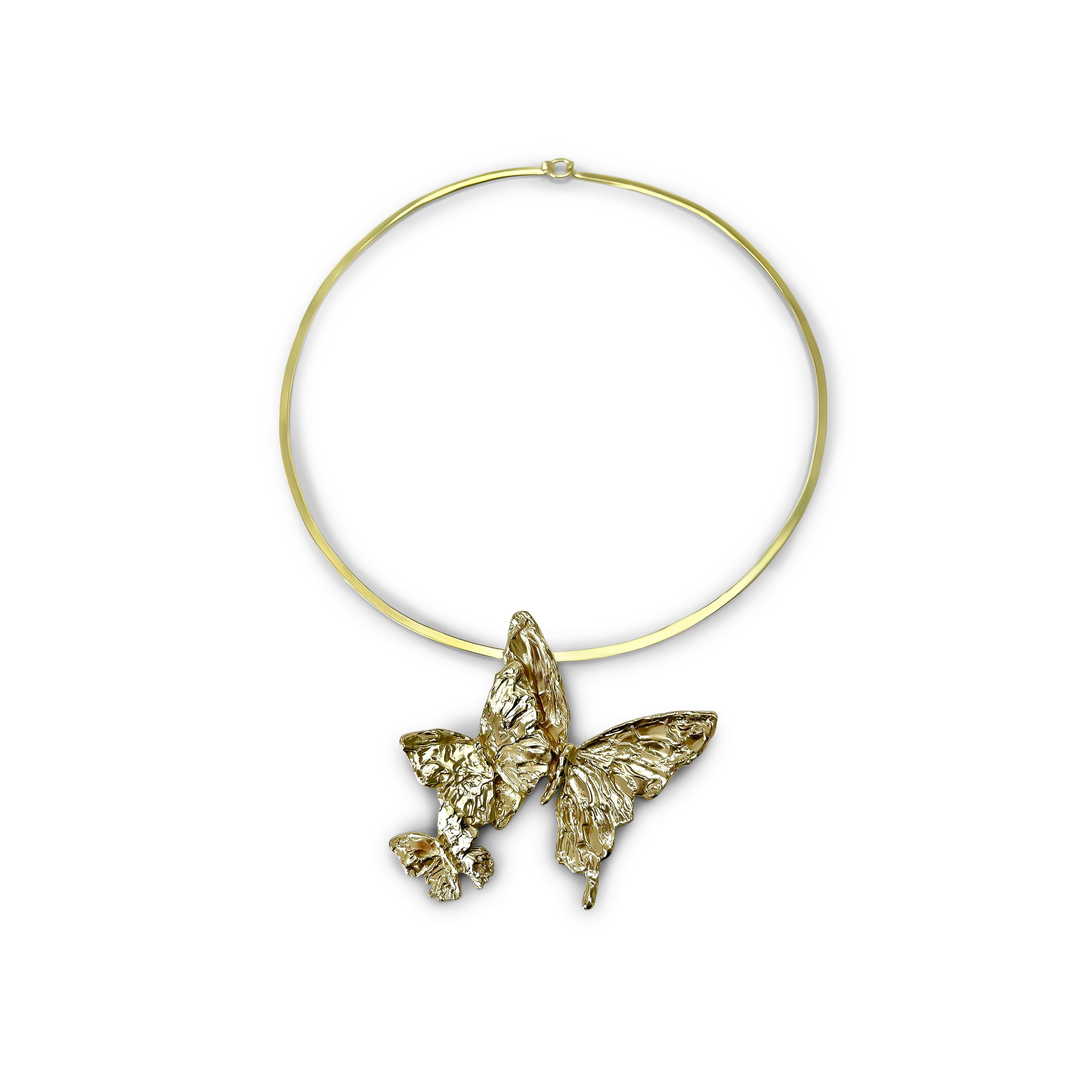 Triple Butterfly Collar in Brass In New Condition For Sale In Oakland, CA