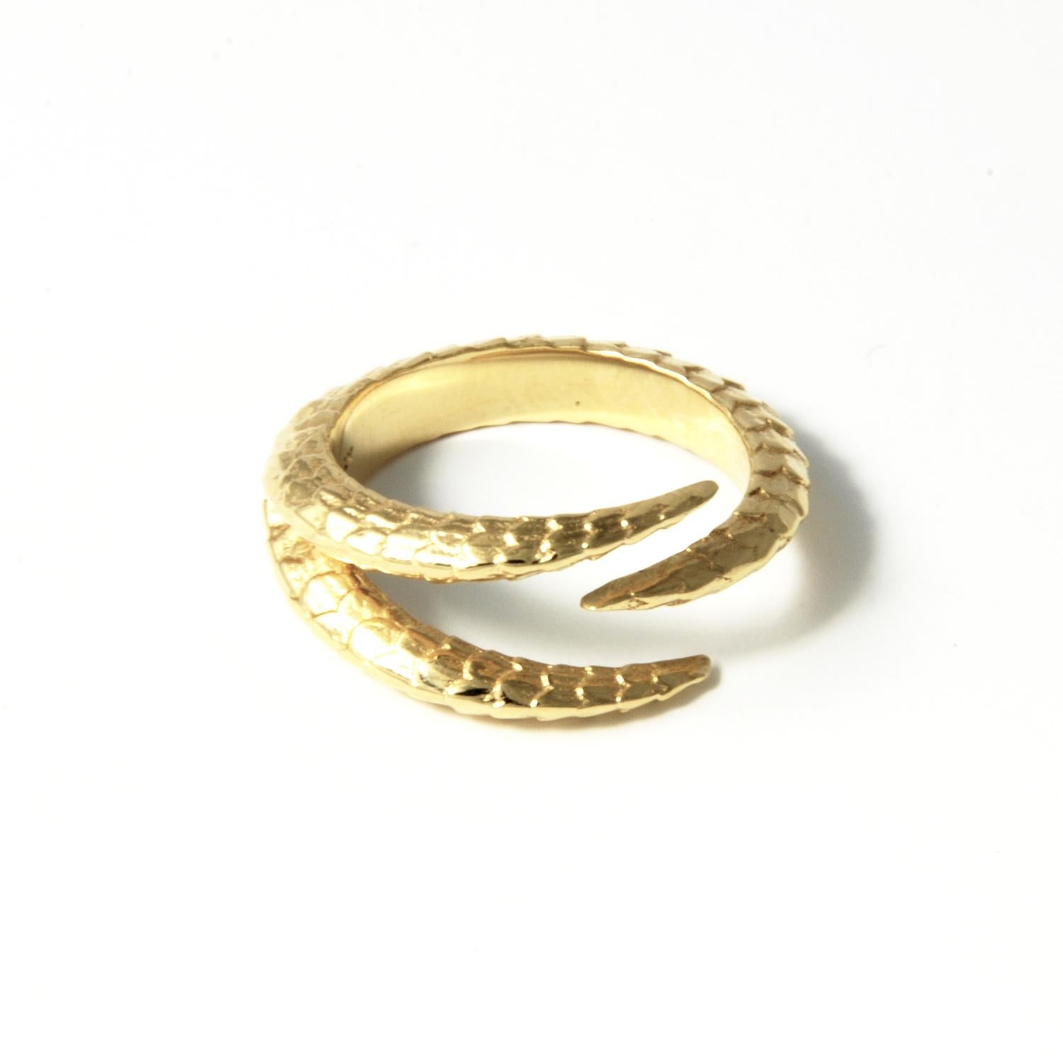 Modern Triple Claw Ring / 14k Yellow Gold For Sale