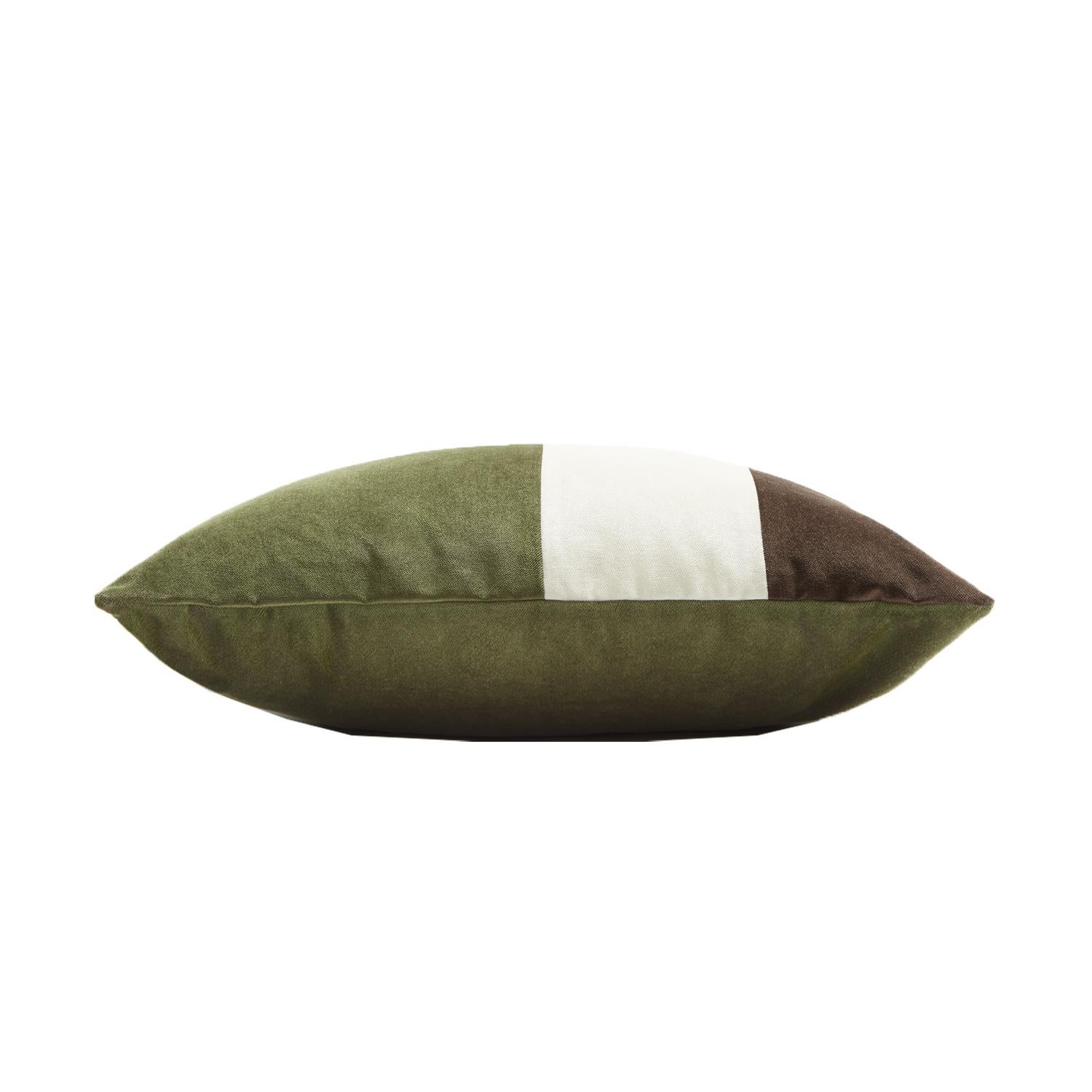 Dreifach-Kissen Samt Brown Beige (Moderne) im Angebot