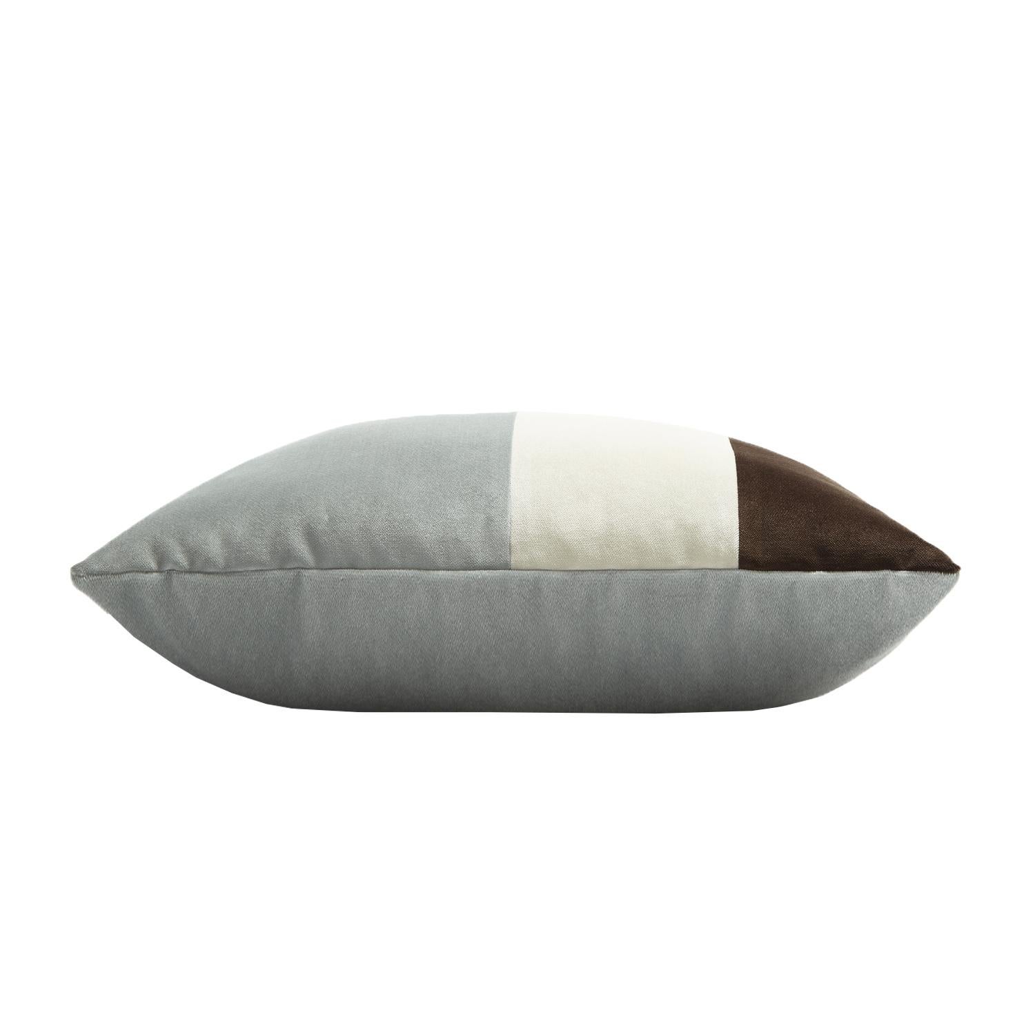 Dreifach-Kissen Samt Brown Beige (Handgefertigt) im Angebot