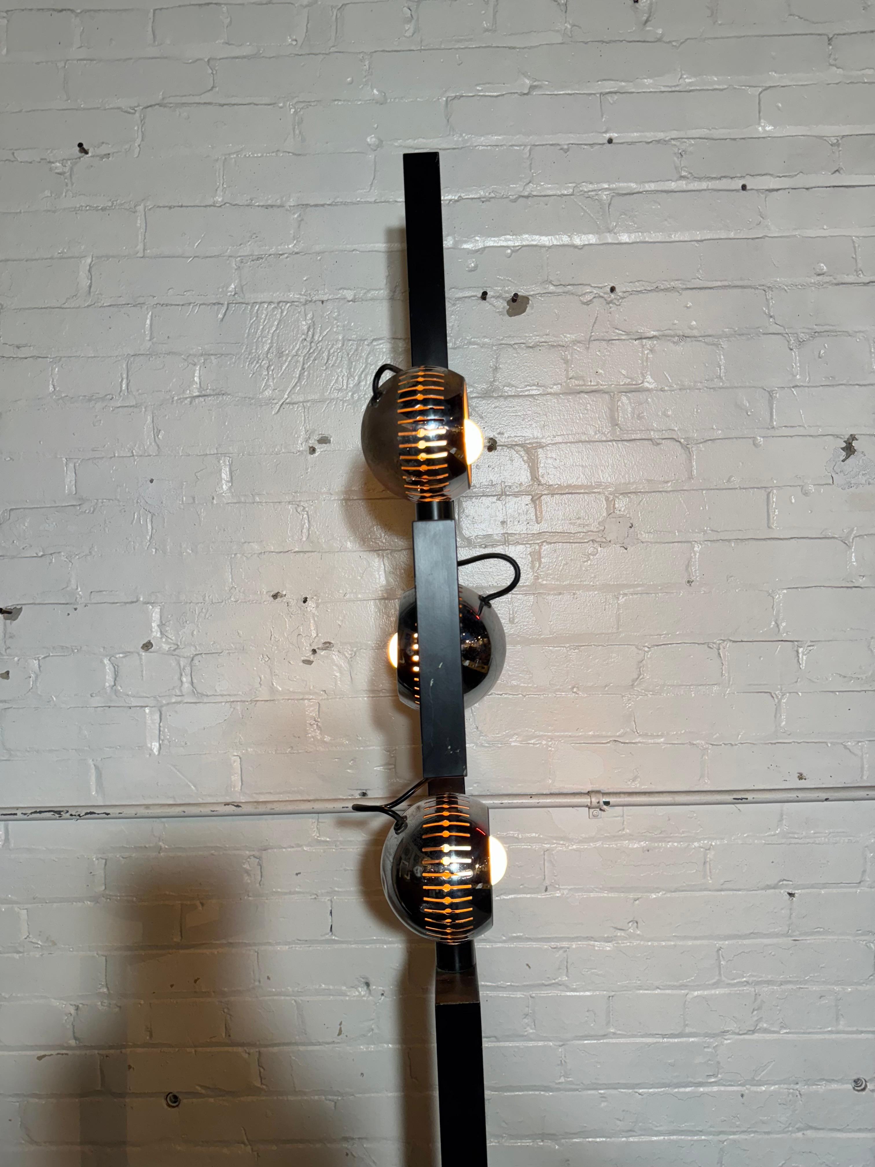 Triple Eyeball Stehleuchte von Angelo Lelli für Arredoluce, 1960er Jahre / Marmorsockel im Zustand „Gut“ im Angebot in Buffalo, NY