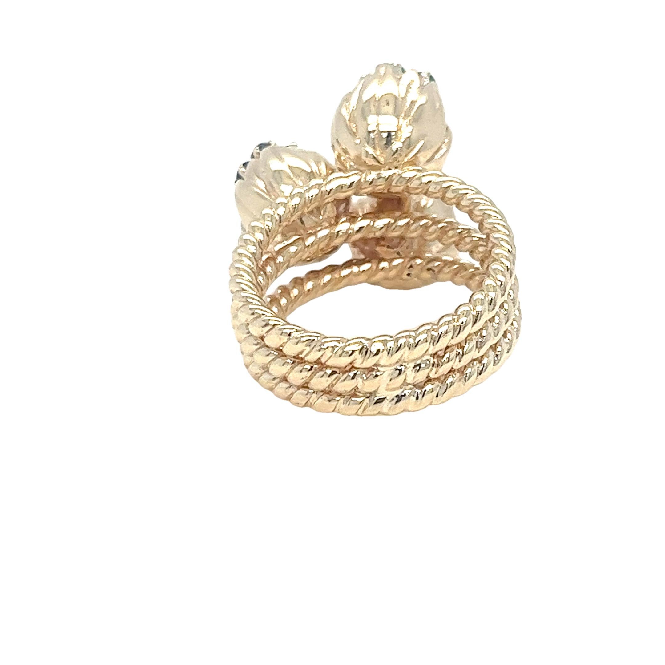 Triple Flower Ring Featuring Ruby, Sapphire, and Emerald In Good Condition In Coral Gables, FL