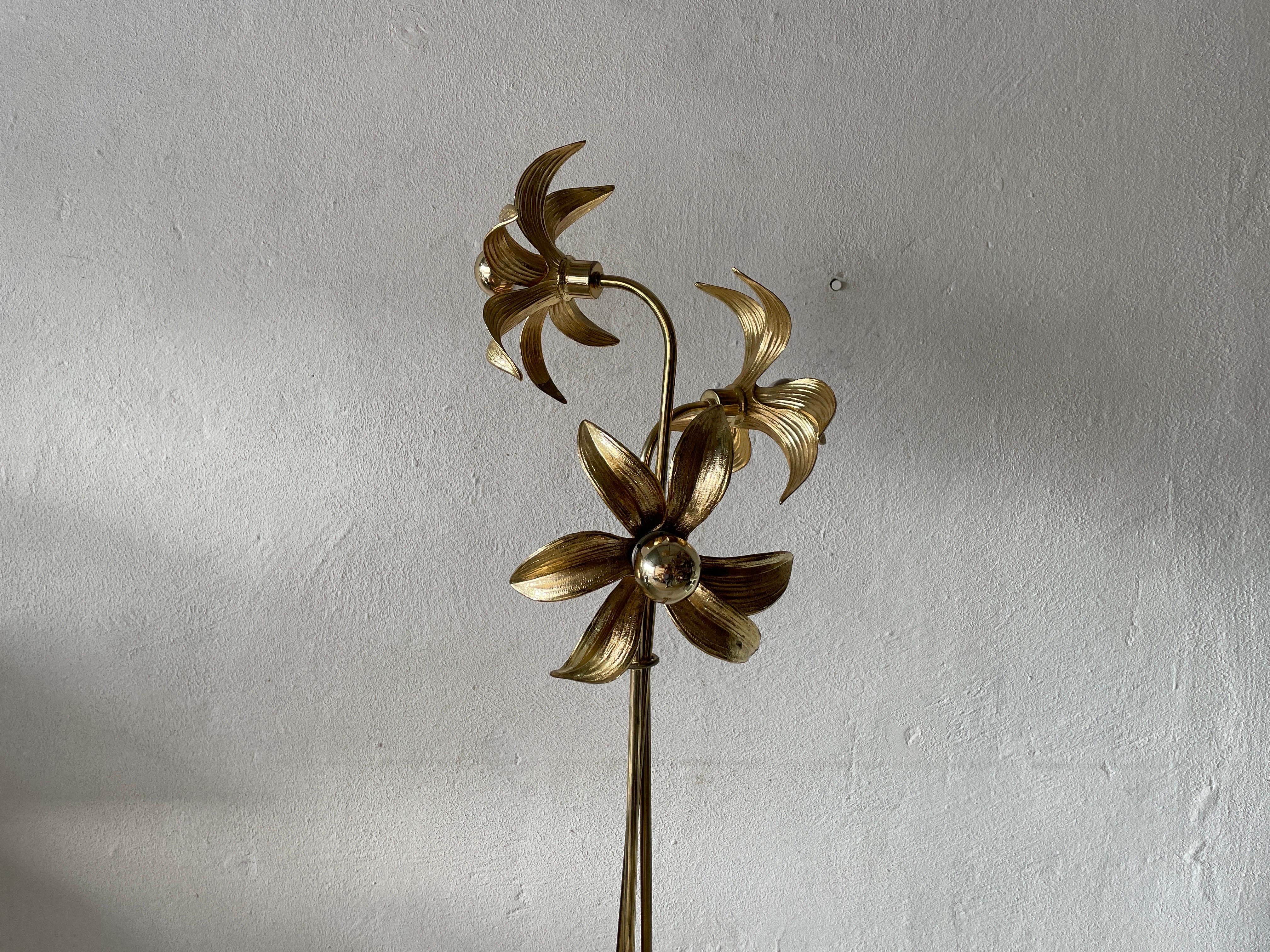 Triple Flower Shade Brass Floor Lamp by Willy Daro for Massive, 1970s, Germany For Sale 10